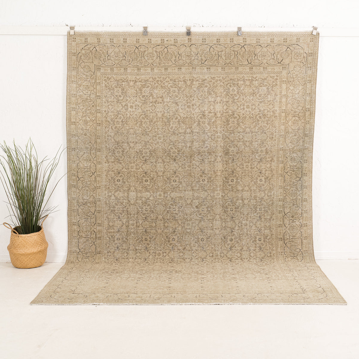 Handmade Persian Area Rug