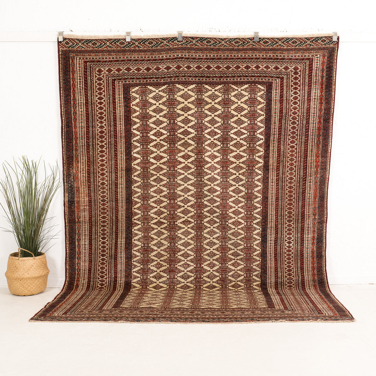 Handmade Persian Area Rug