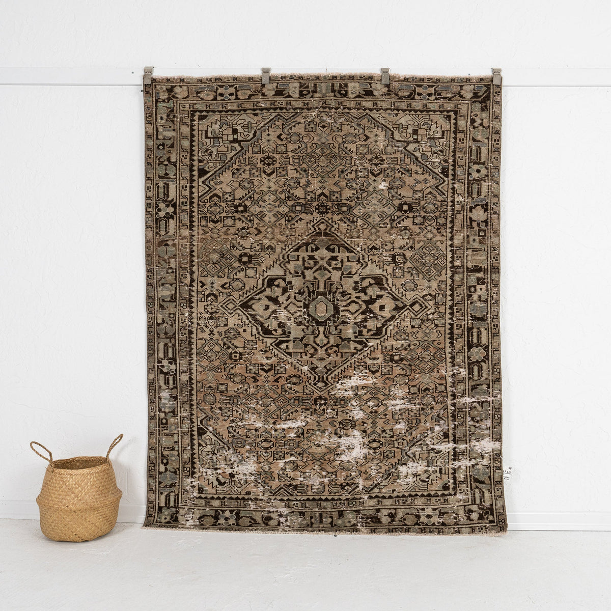Cameryn - Oriental Rug, Handcrafted for Luxury Living
