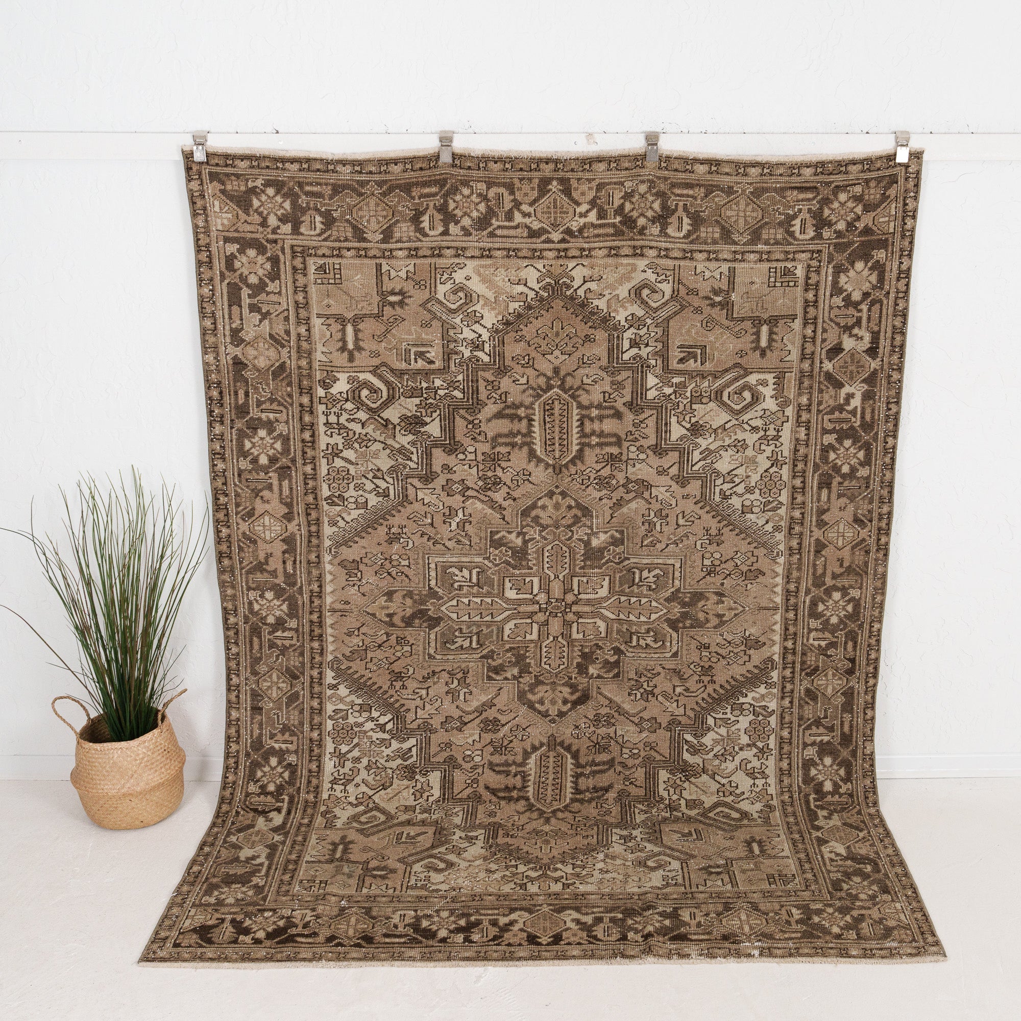 7x9 Persian Rug