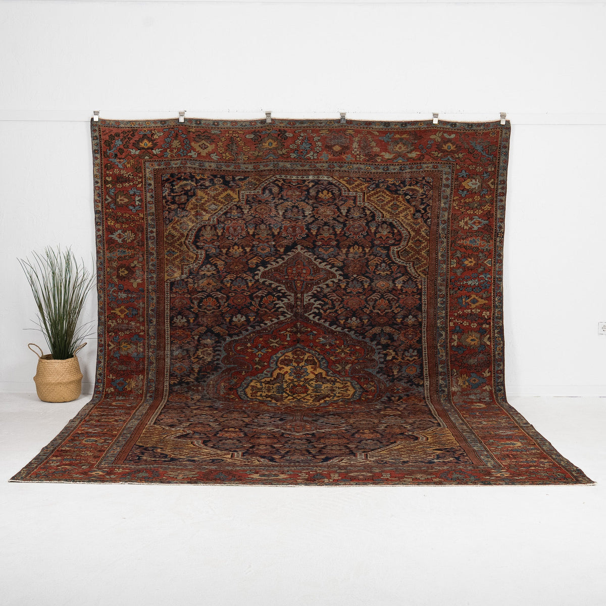 Ariselle - Vintage Persian Area Rug