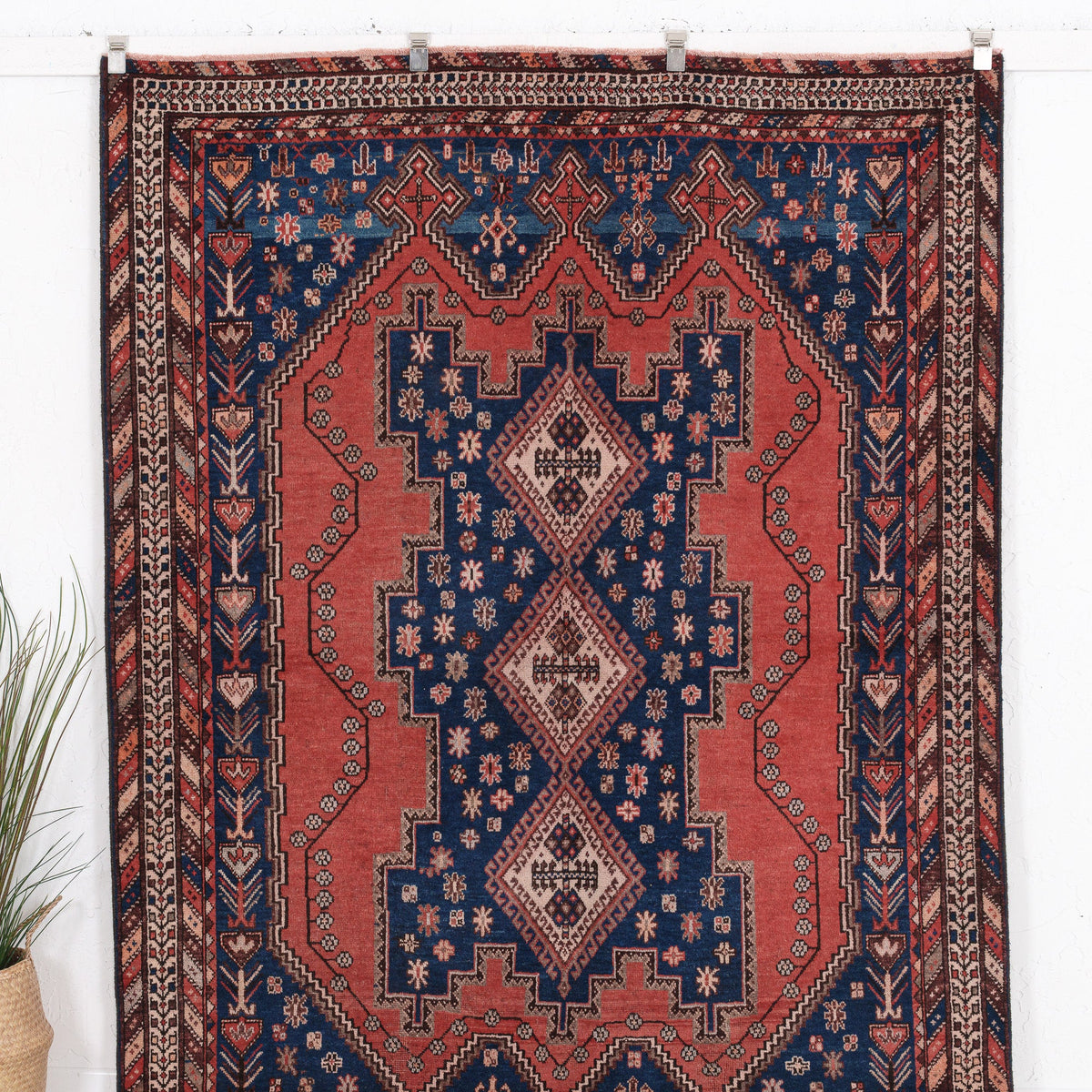 Jaerisara - Vintage Persian Area Rug