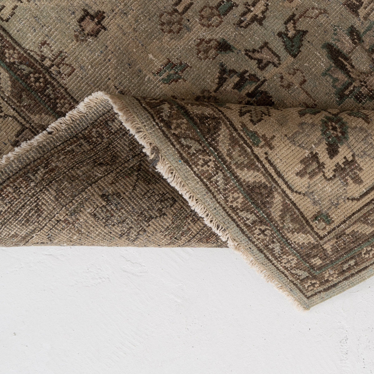 Nirella - Handmade Turkish Rug, Rich in Tradition