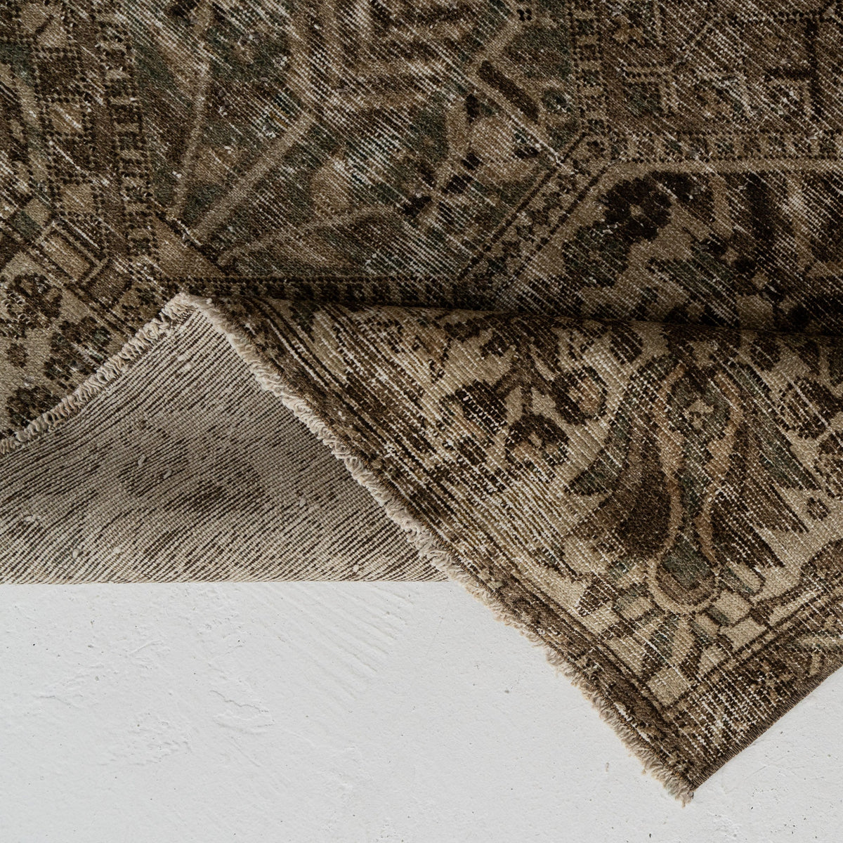 Tephora - Turkish Rug, Authentic and Vintage