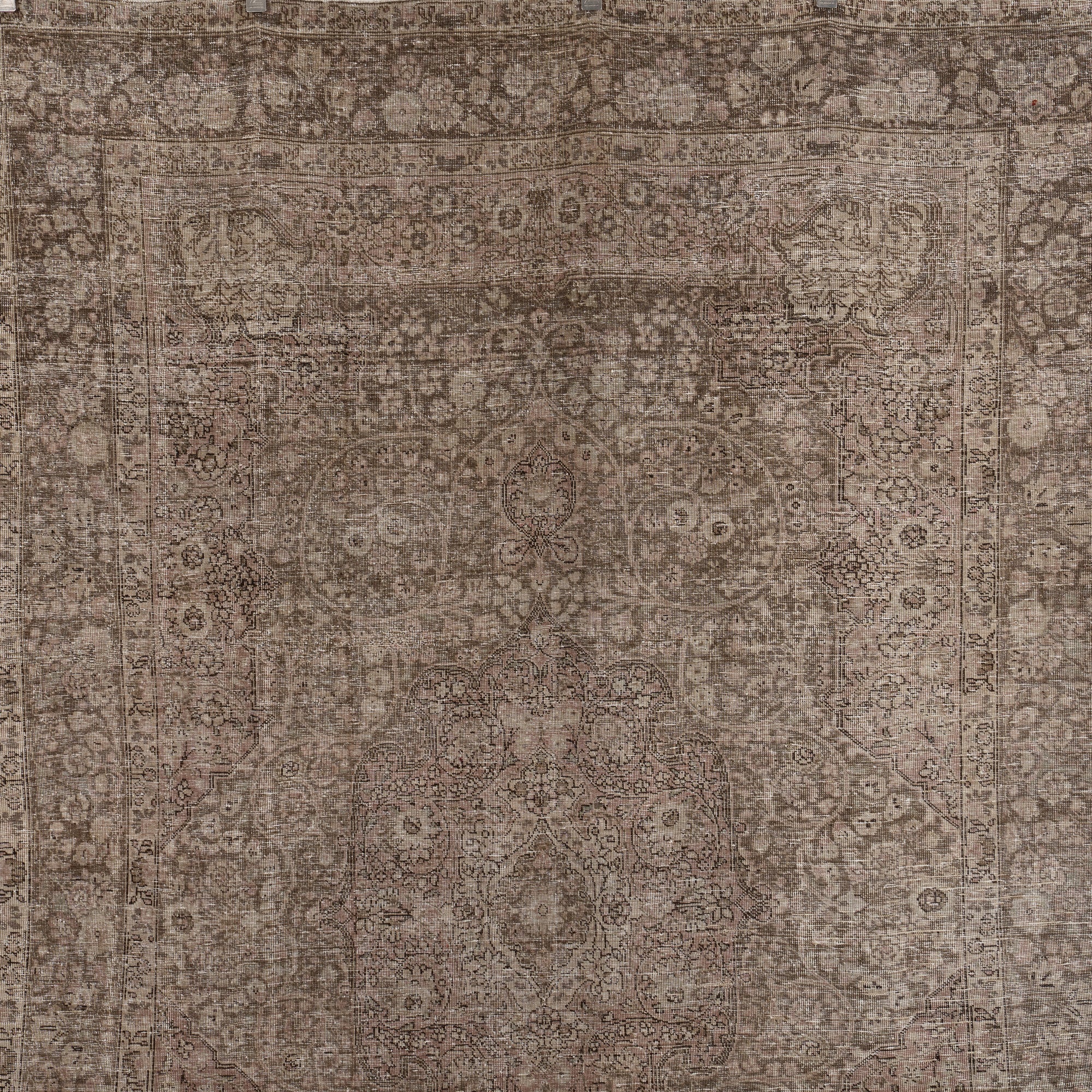 Arlina - Dining Room Rug, Authentic Oriental Design