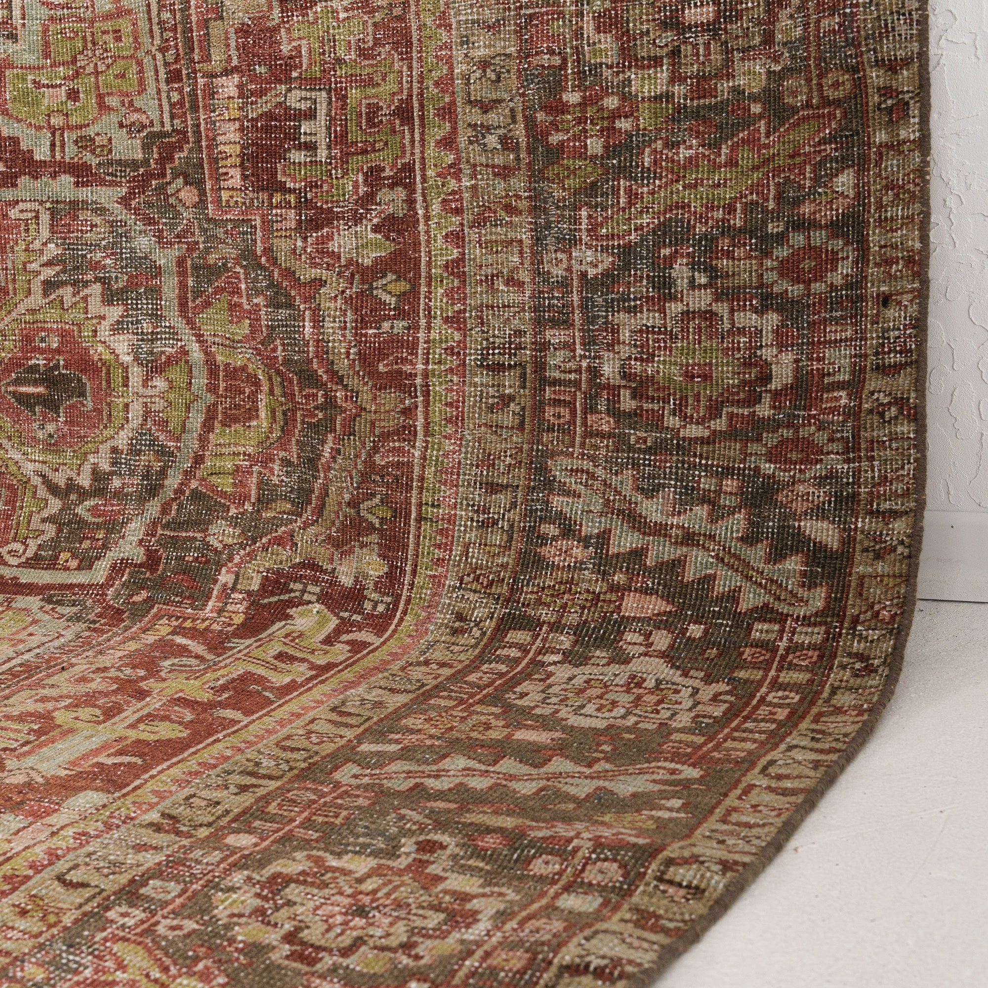 Persian 8x12 Brown Rug