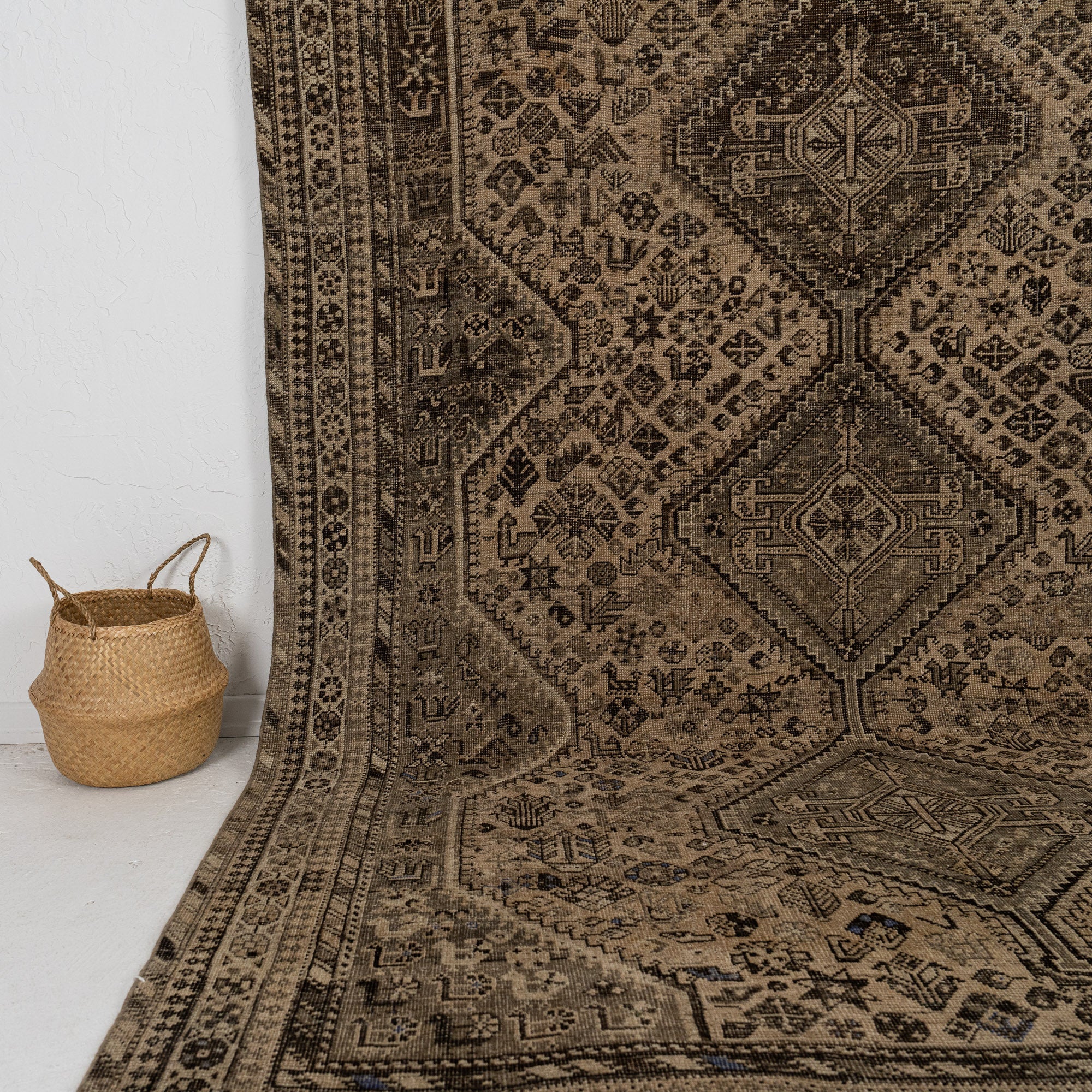 Veralise - Oriental Rug, Handcrafted for Luxury Living