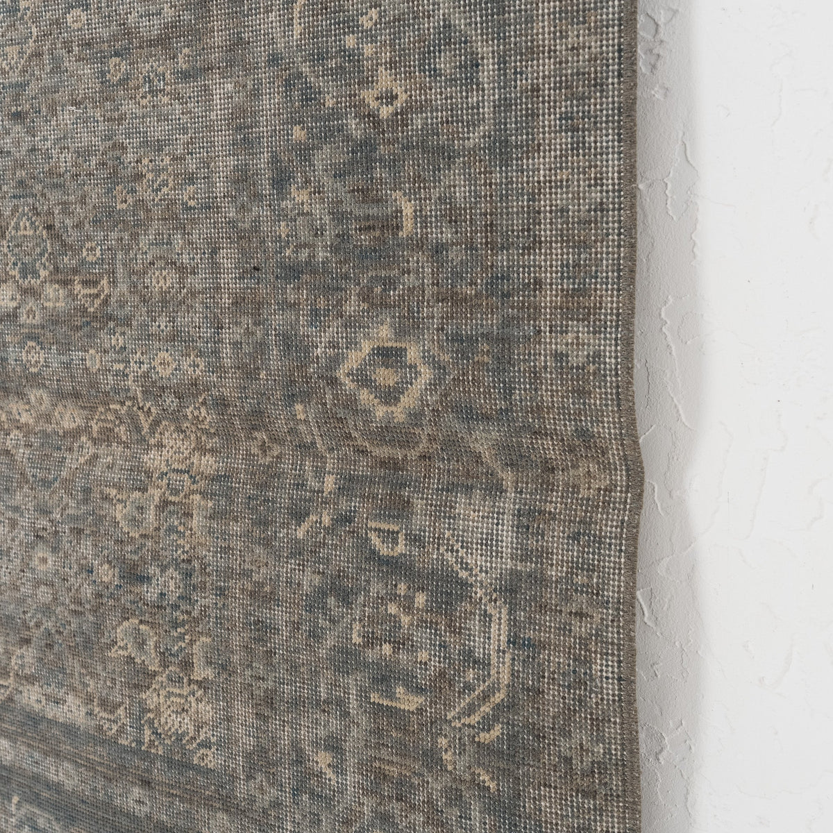 Zaerinia - Vintage Turkish Area Rug