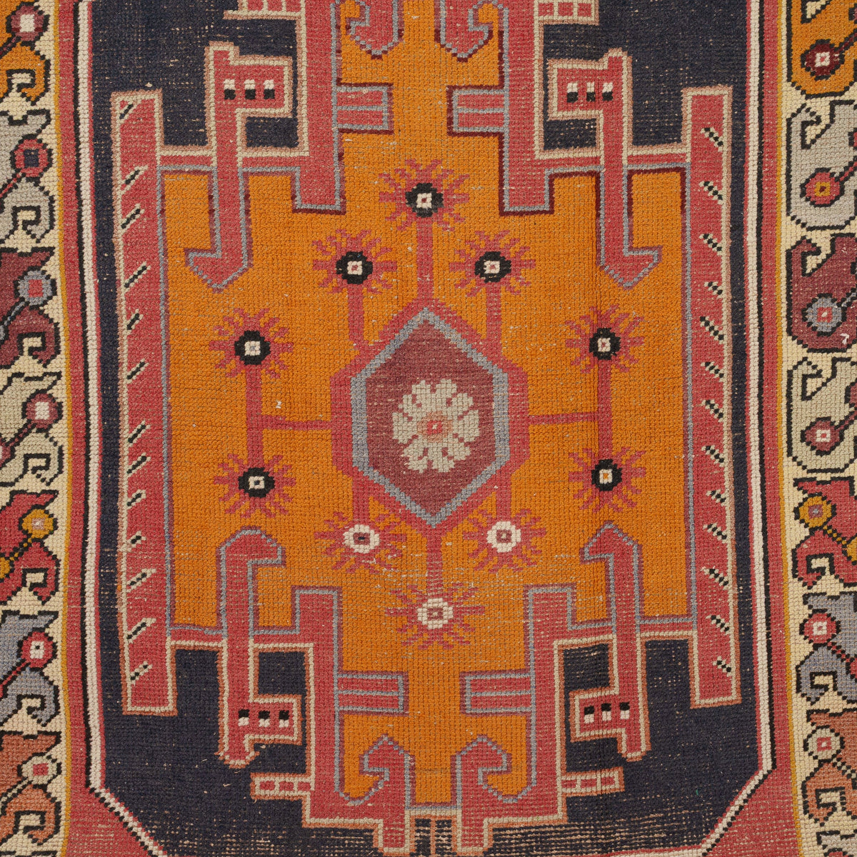 4x9 Vintage Rug