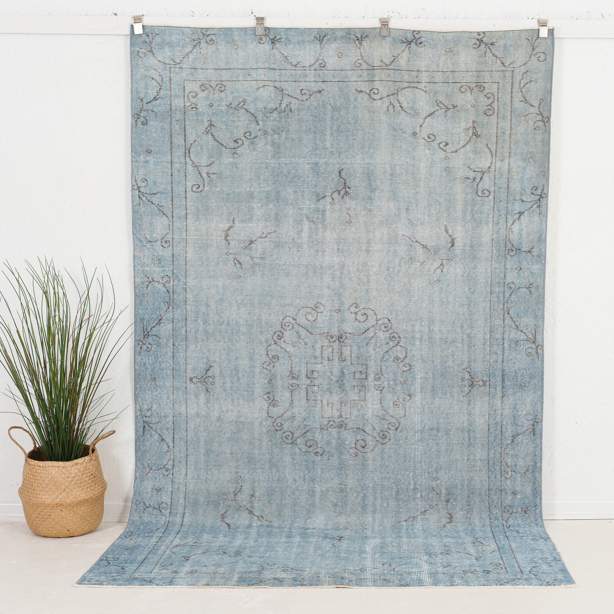 5' x 9' - Vintage Turkish Area Rug, Black - Alievina | Kuden Rugs