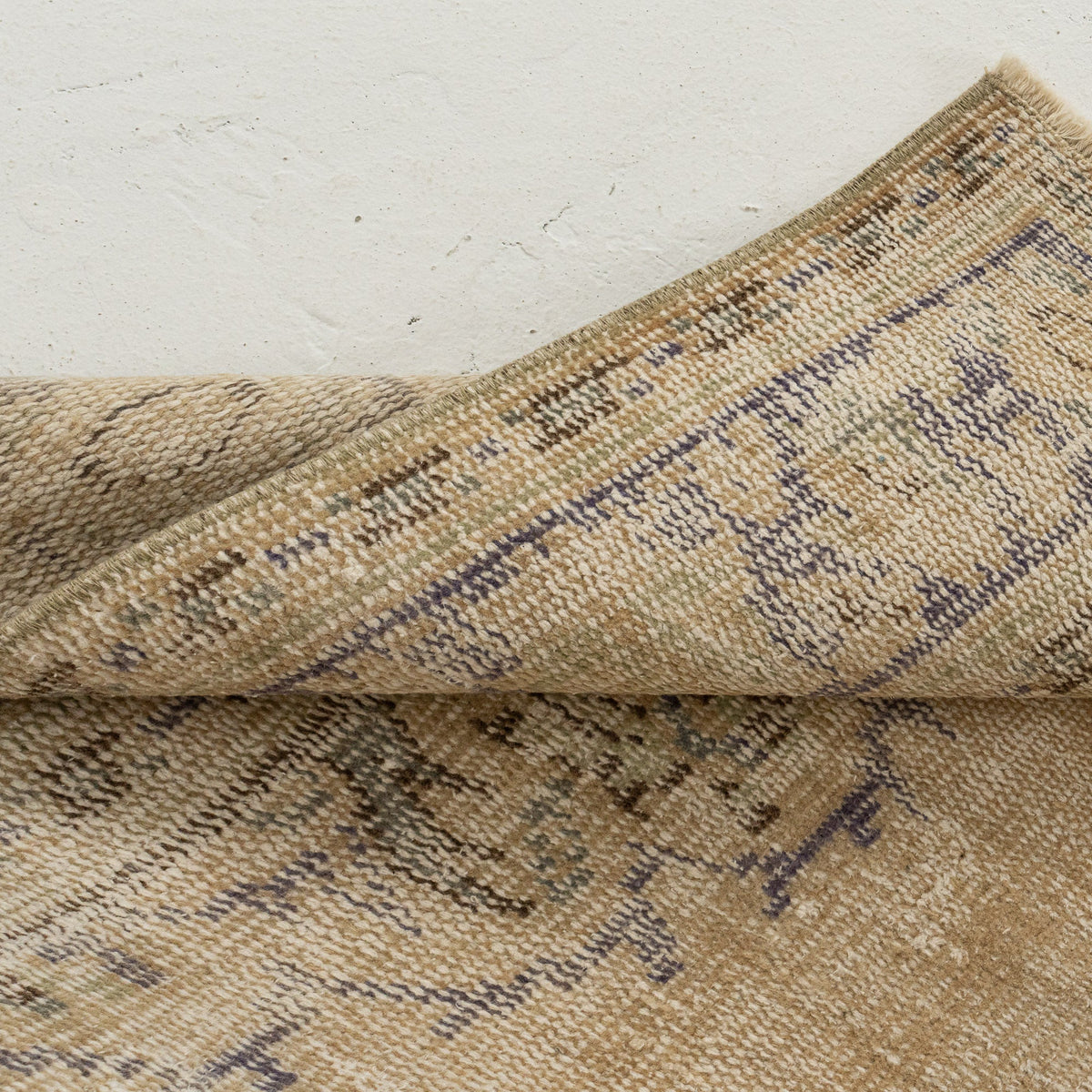 Olivette - Classic Turkish Rug, Vintage Heritage