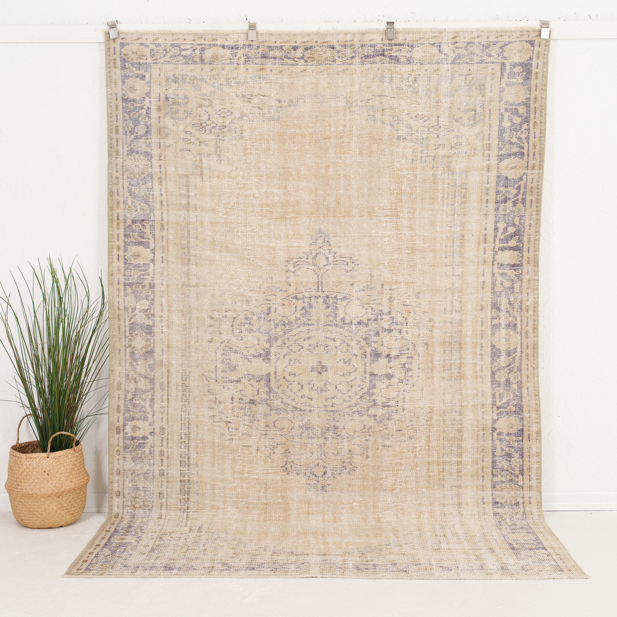 6' x 9' - Vintage Turkish Area Rug, Beige - Algrita | Kuden Rugs