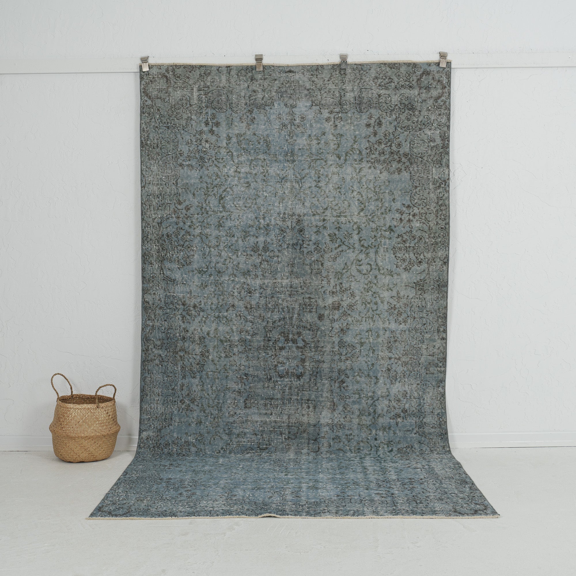 Brynja - Handmade Turkish Rug, Rich in Tradition