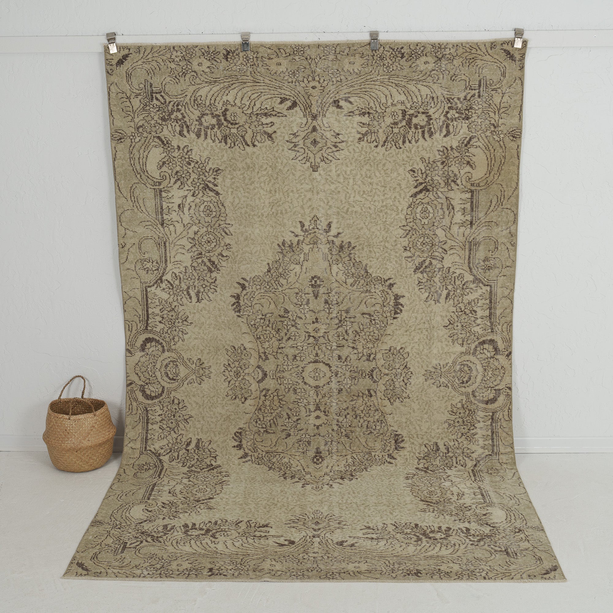 Bettany - Turkish Rug, Vintage Charm for Modern Spaces