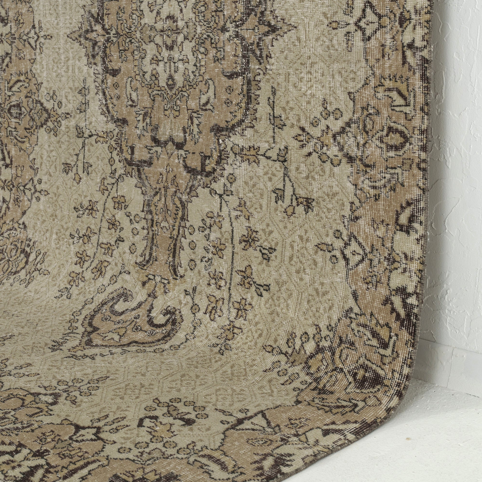 Feyza - Authentic Persian Rug, Artisan Designed