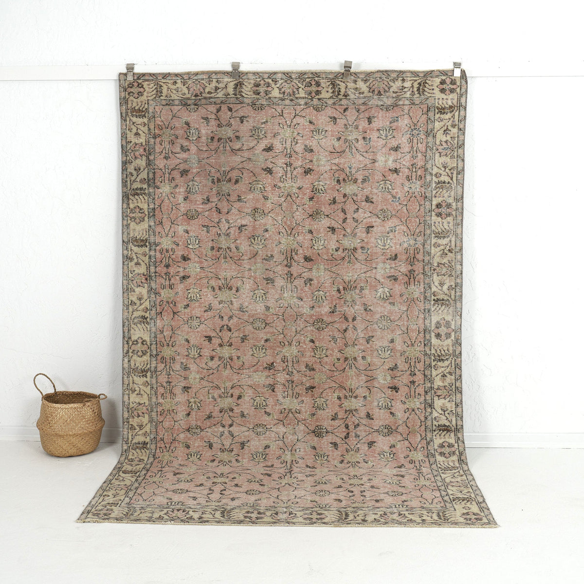 Mirela - Oriental Rug, Handcrafted for Luxury Living
