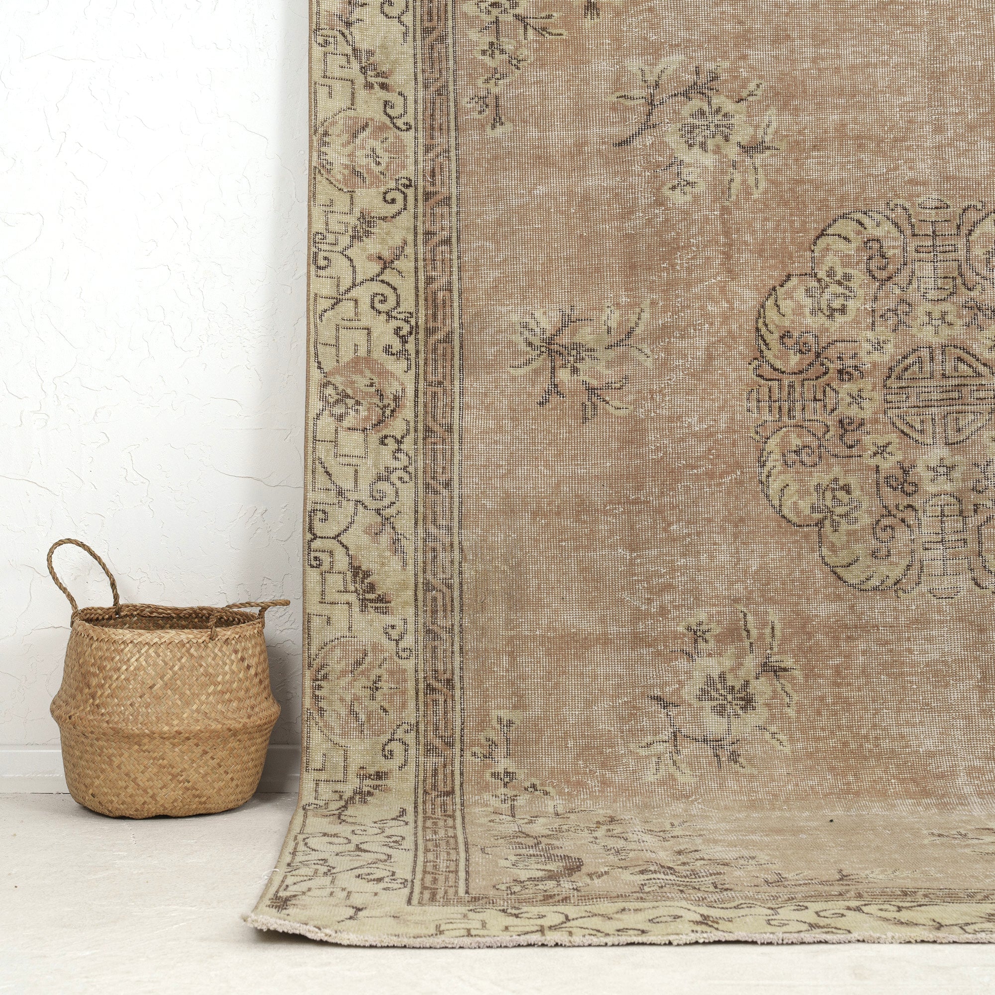Authentic 7x9 area rug from turkish, in subtle beige tones