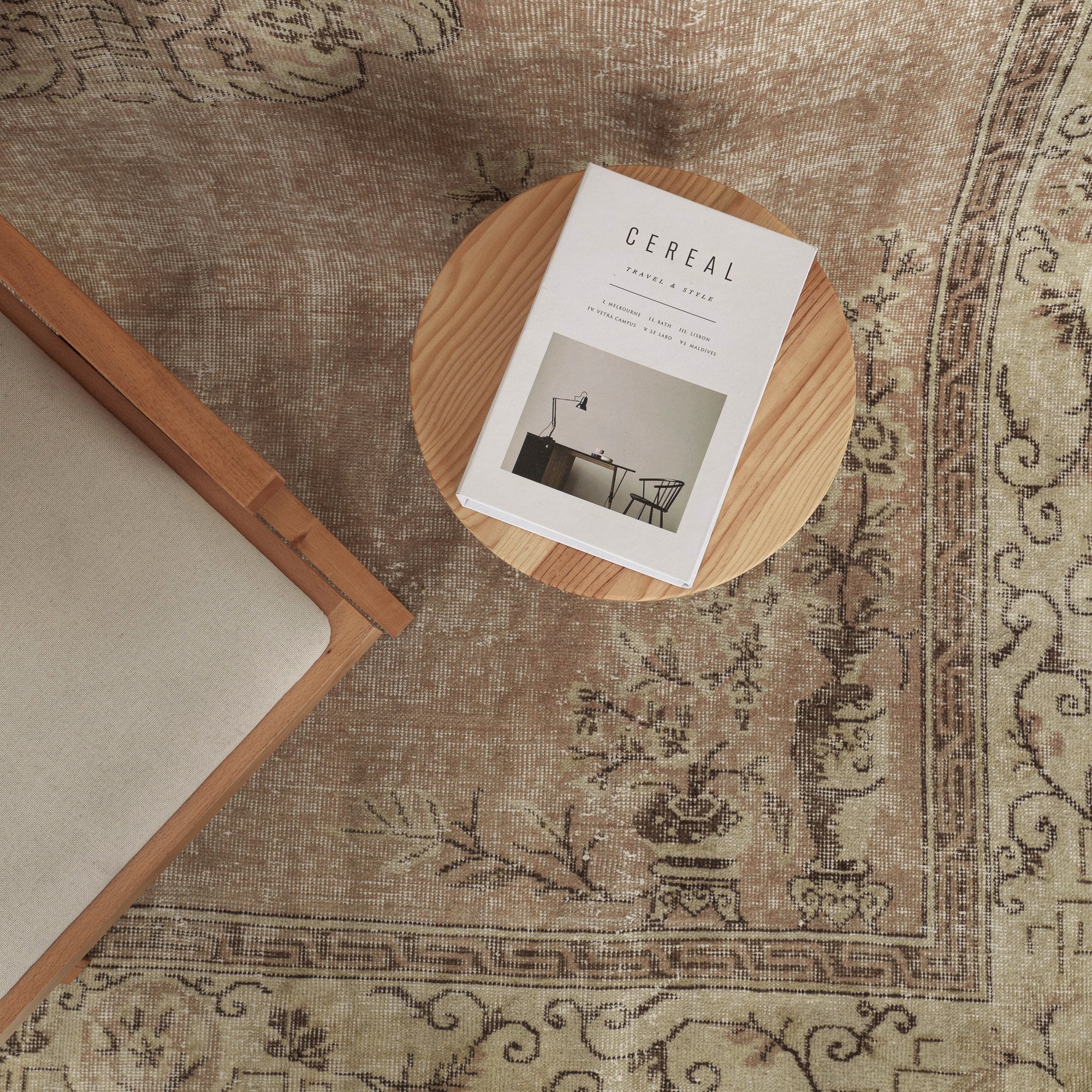 7x9 area rug with beautiful beige hues, from turkish