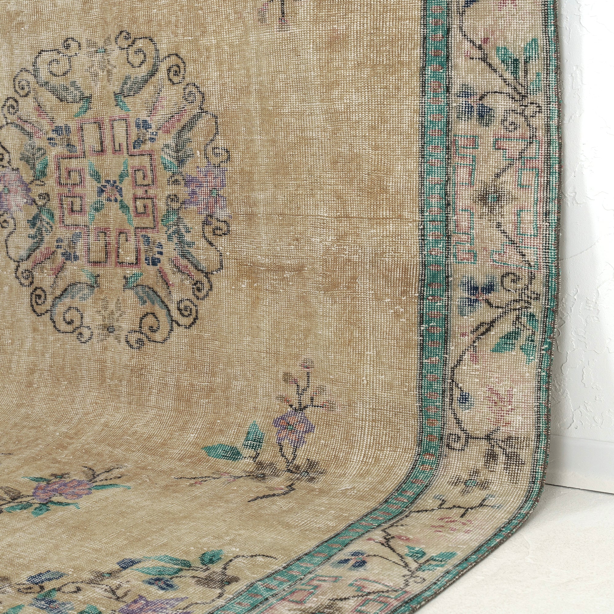 6x10 beige area rug - a timeless choice for the living room, bedroom, entryway, office, kitchen & dining