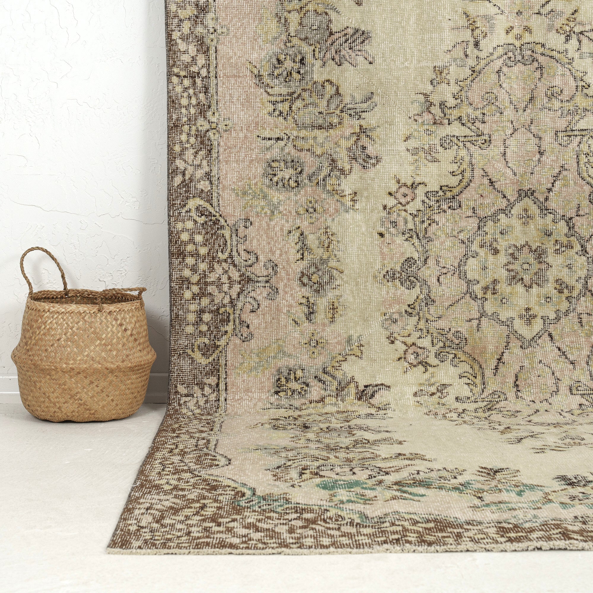 Authentic 6x10 area rug from turkish, in subtle beige tones