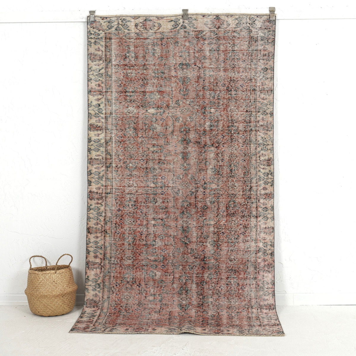 pink vintage 4x8 area rug - perfect for the living room, bedroom, entryway, office, kitchen & dining