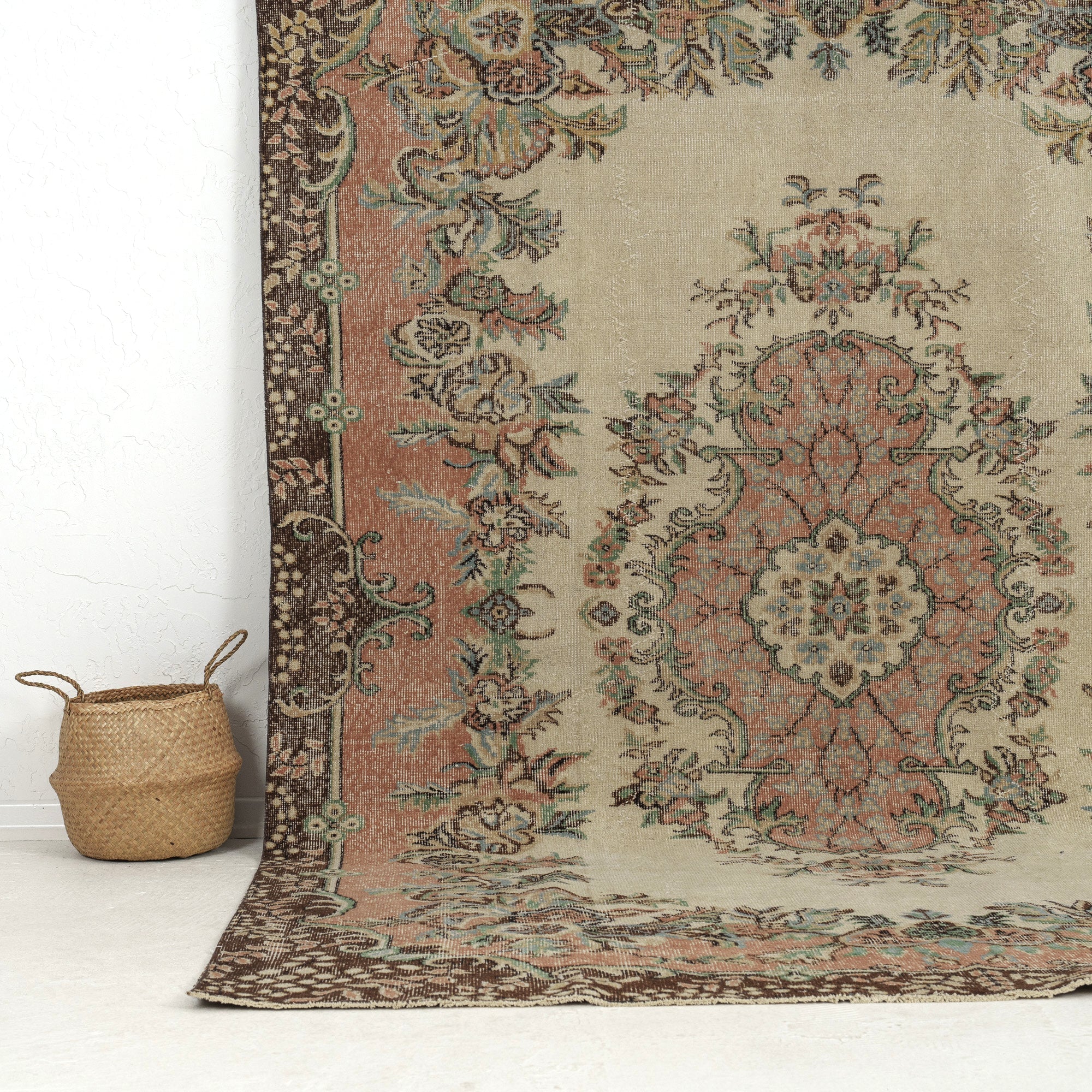 Authentic 7x10 area rug from turkish, in subtle beige tones