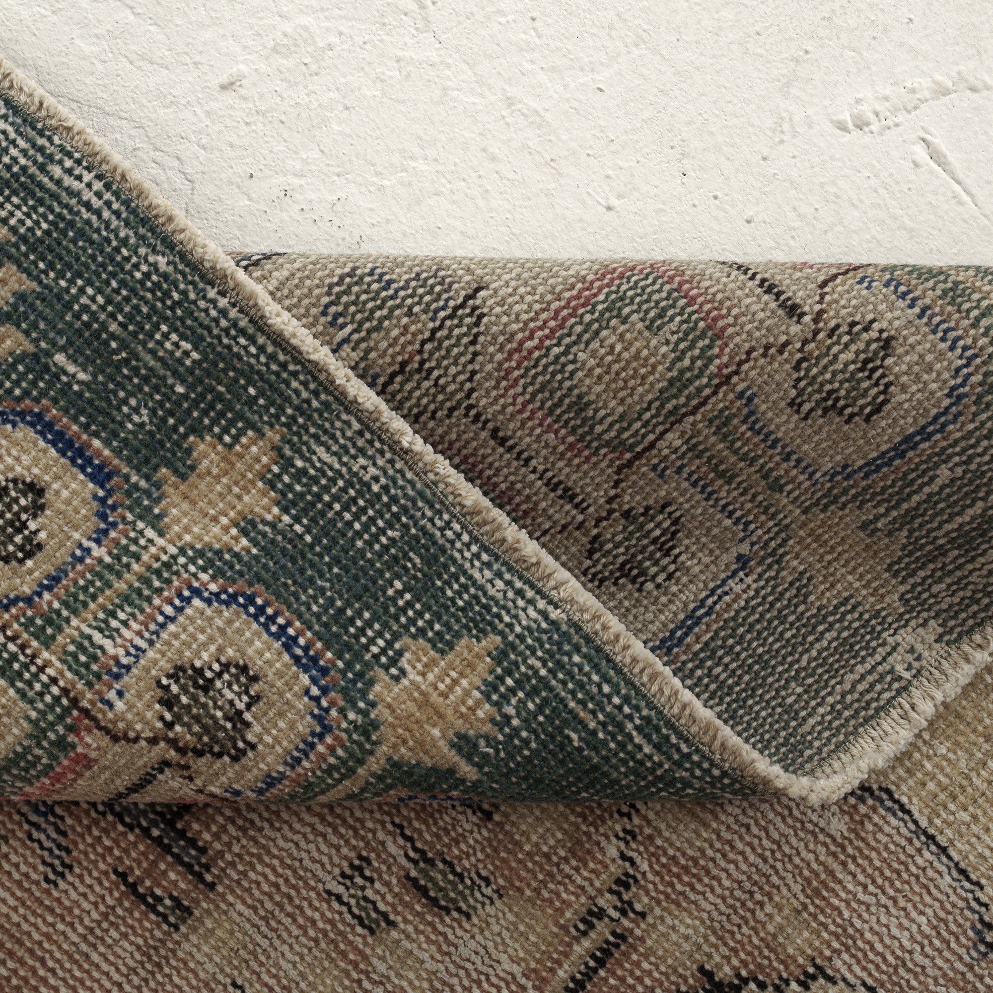 Rilora - Turkish Rug, Vintage Charm for Modern Spaces