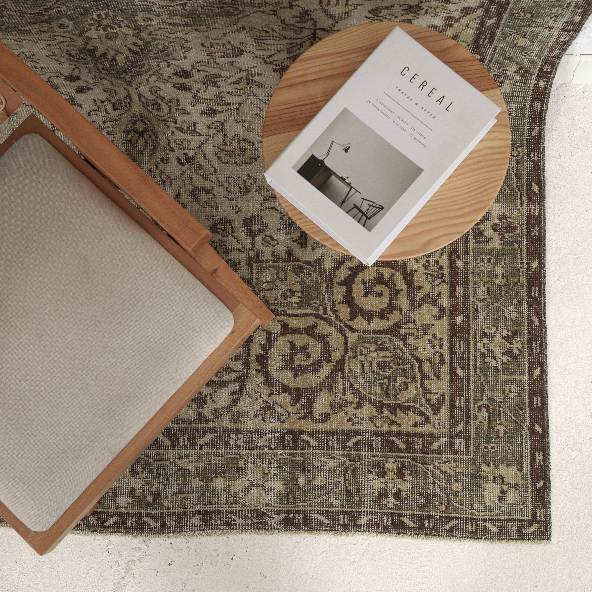 Zephira - Oriental Rug, Handcrafted for Luxury Living