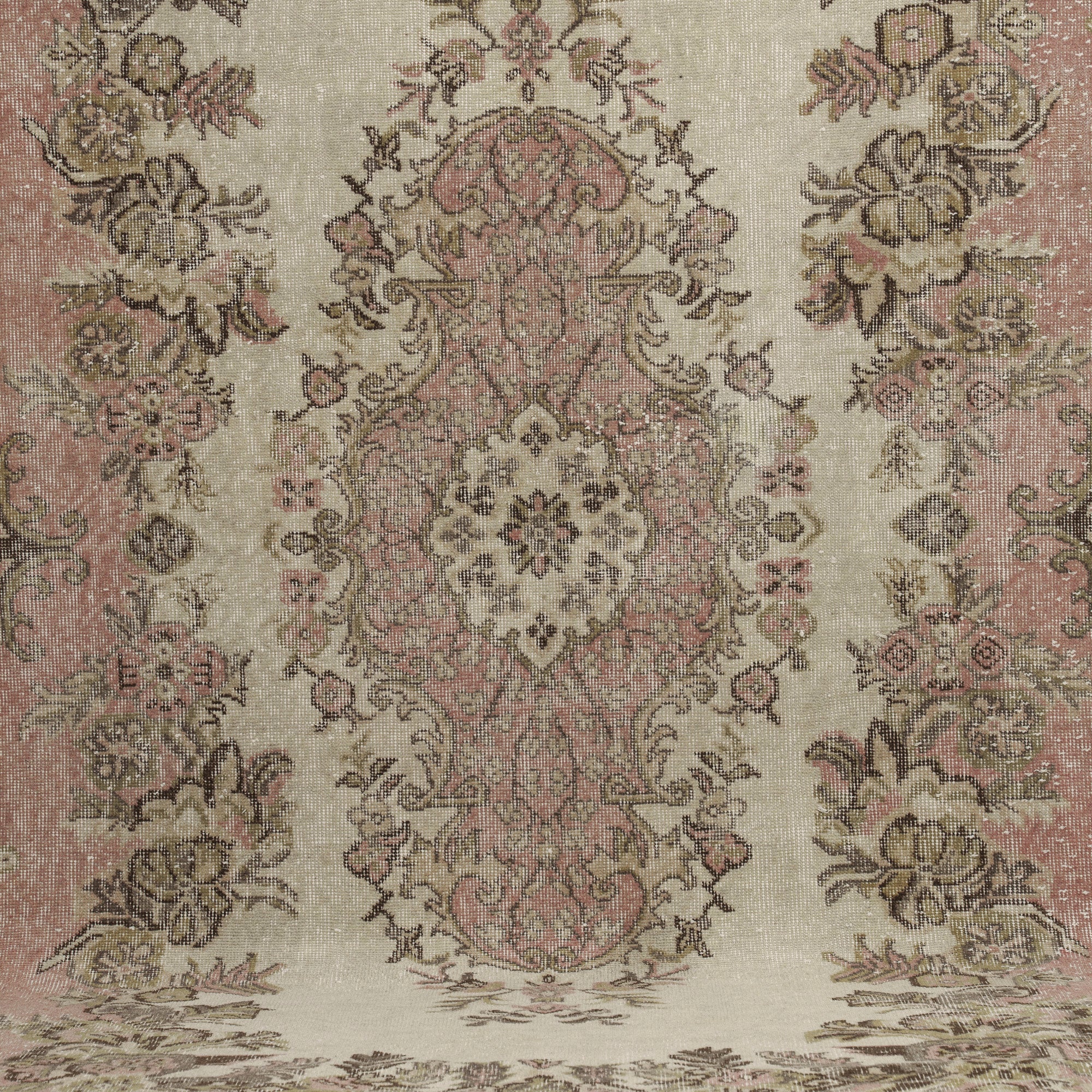 Barina - Oriental Rug, Exquisite Antique Design