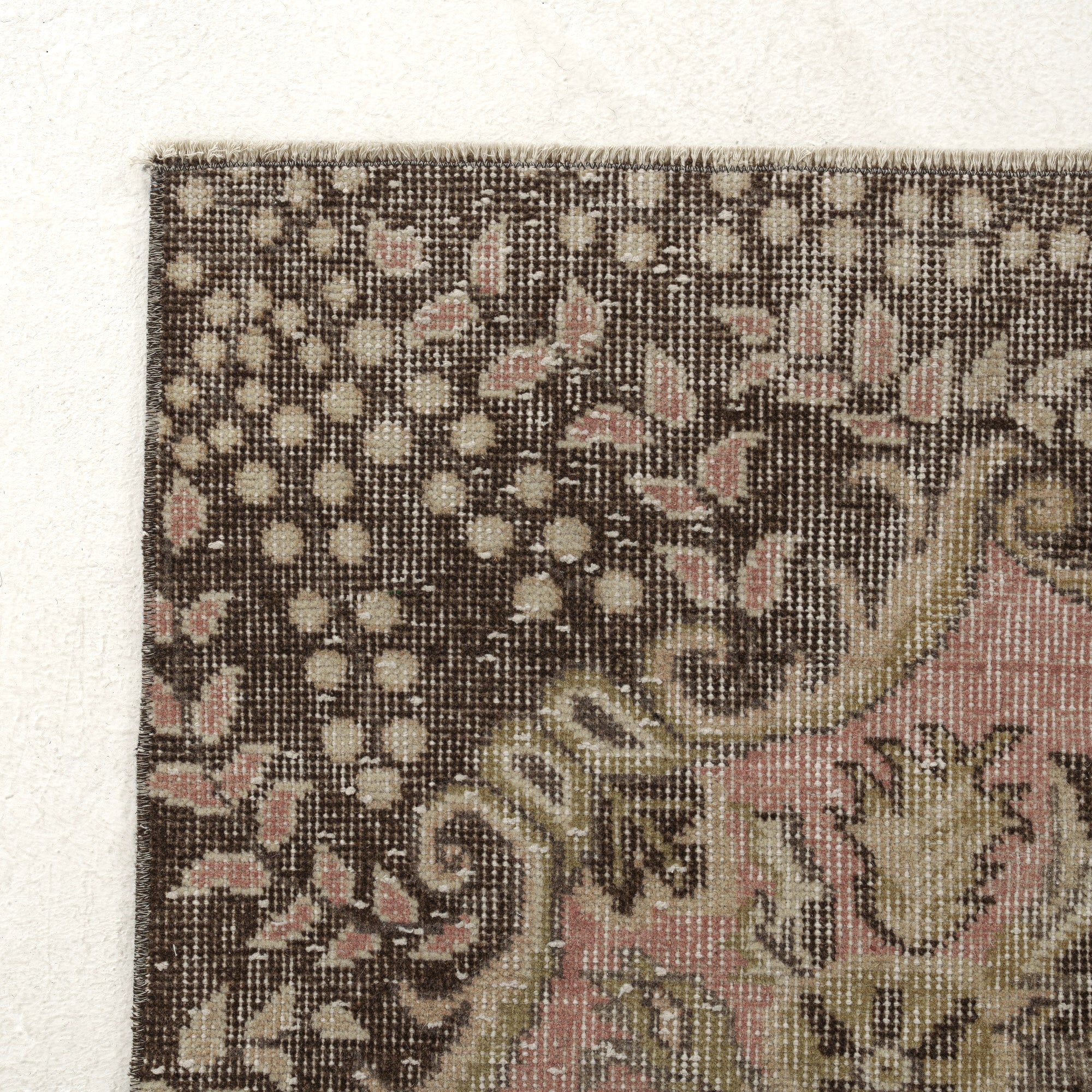 Barina - Oriental Rug, Timeless & Exquisite