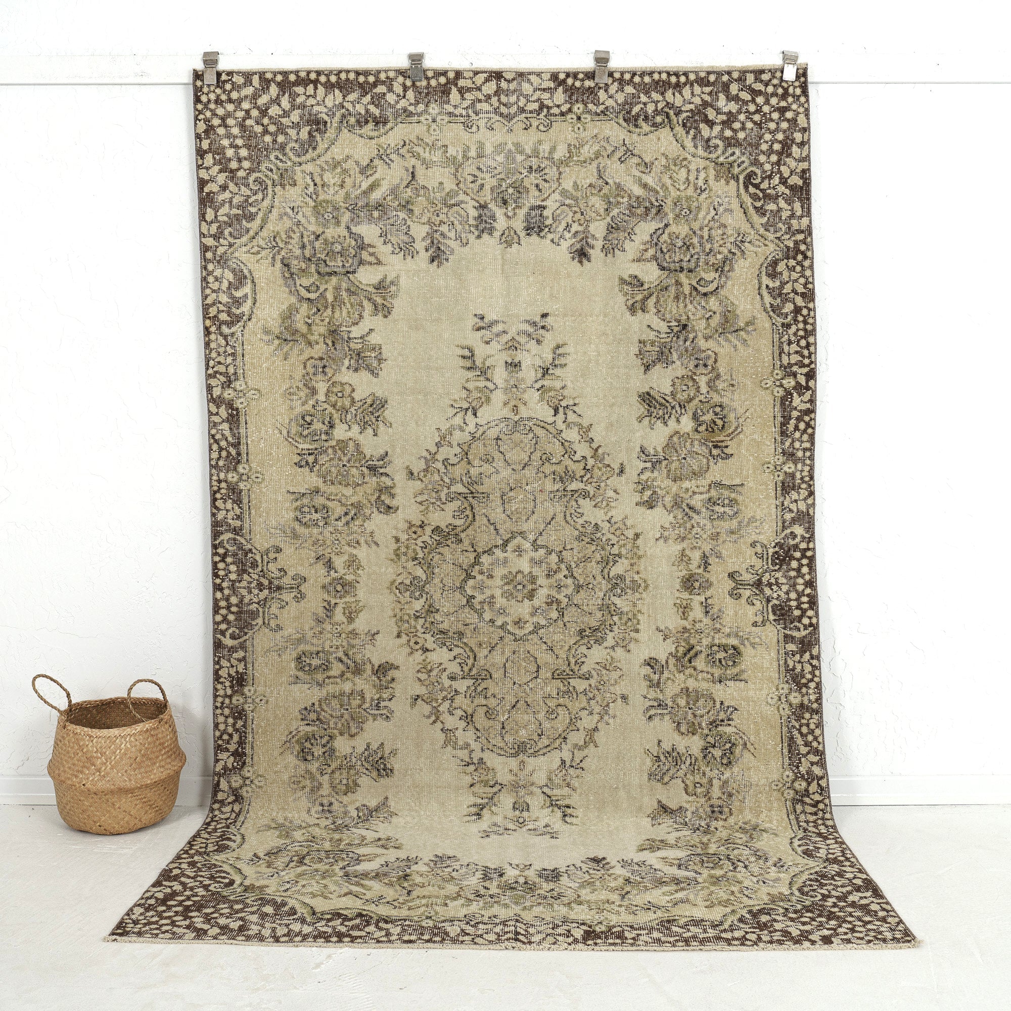 Cirilyn - Vintage Persian Rug, Handwoven Masterpiece
