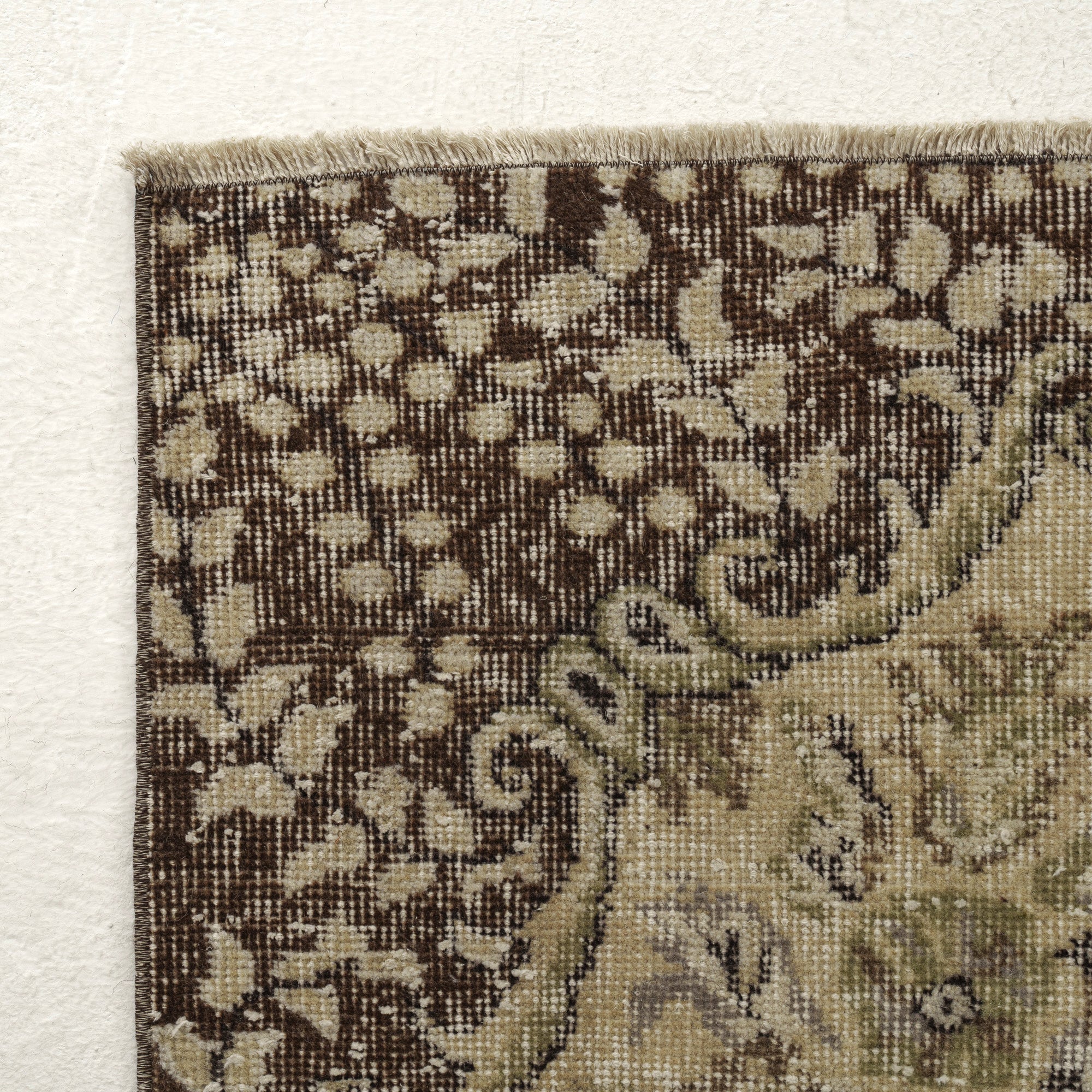 Cirilyn - Persian Rug, Unique Handcrafted Artistry