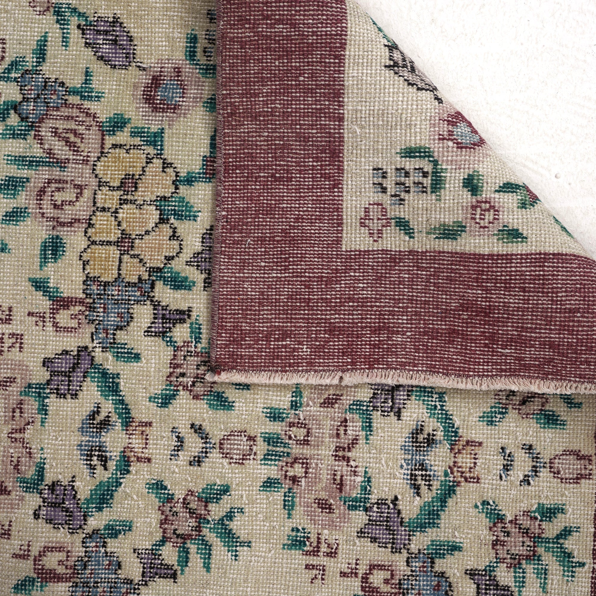 Camellia - Oriental Vintage Rug, Collector's Edition