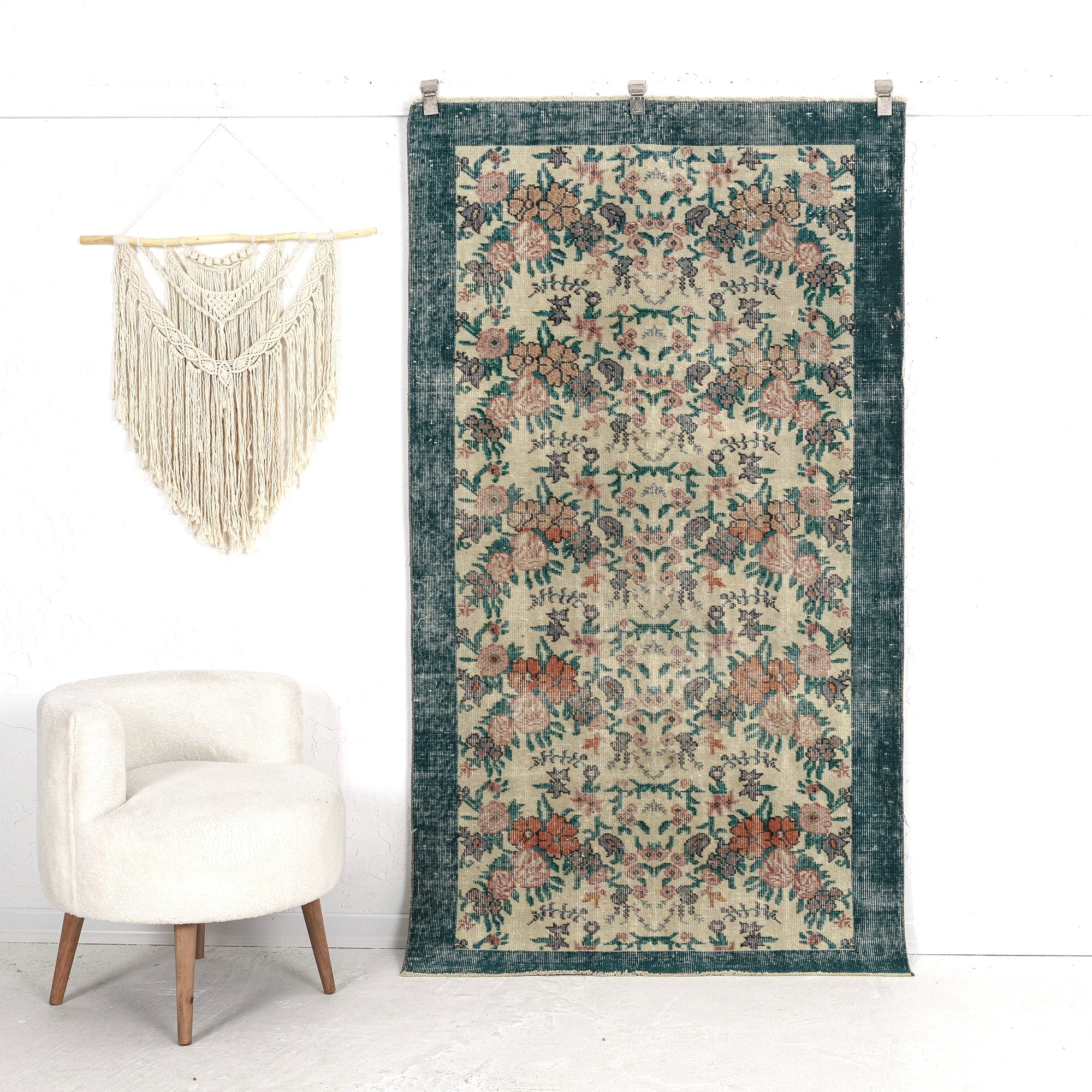 Damara - Living Room Rug, Elegant & Unique