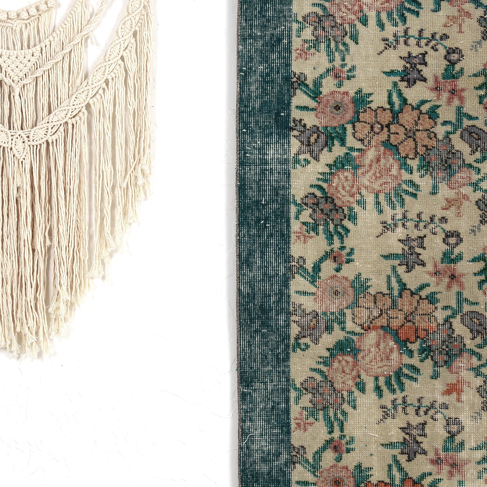 Damara - Oriental Rug, Timeless & Exquisite