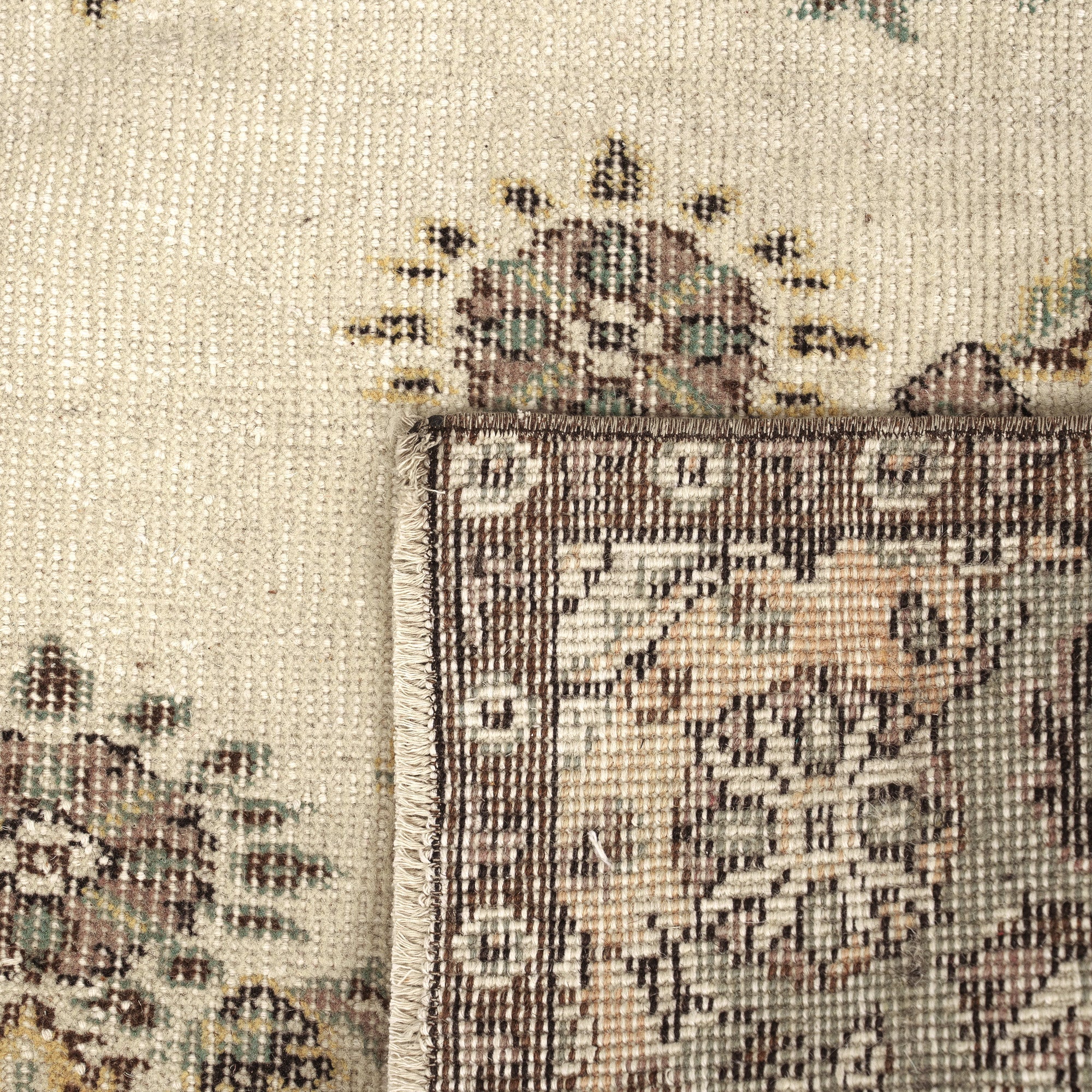 Felina - Turkish Rug, Vintage Charm for Modern Spaces