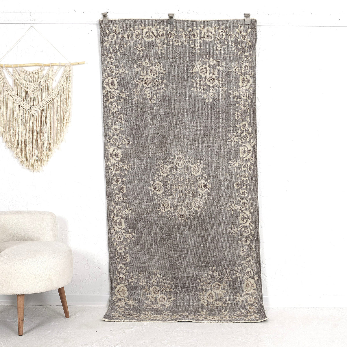 Jolanda - Dining Room Rug, Classic Artisan Crafted