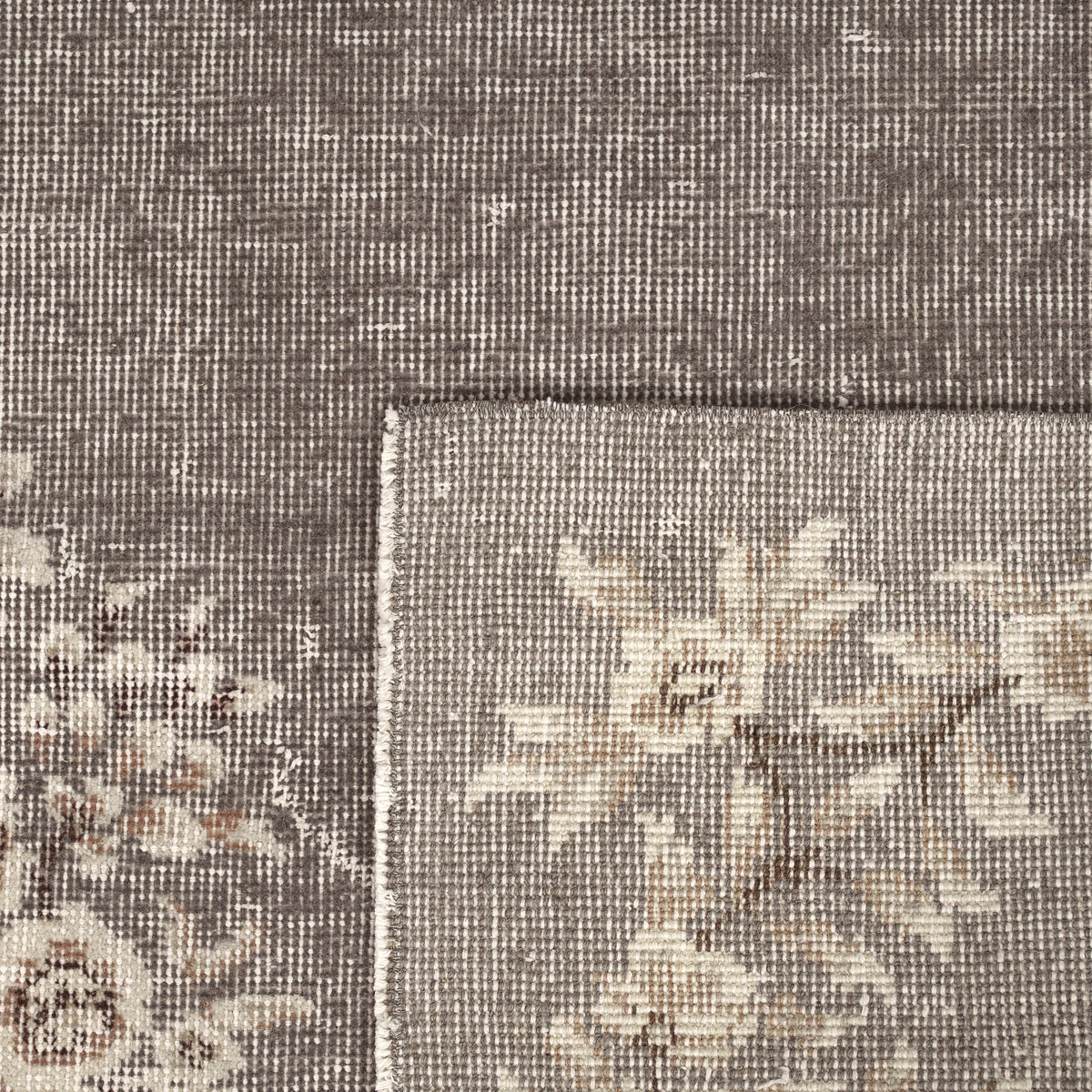 Jolanda - Persian Rug, Handcrafted & Timeless