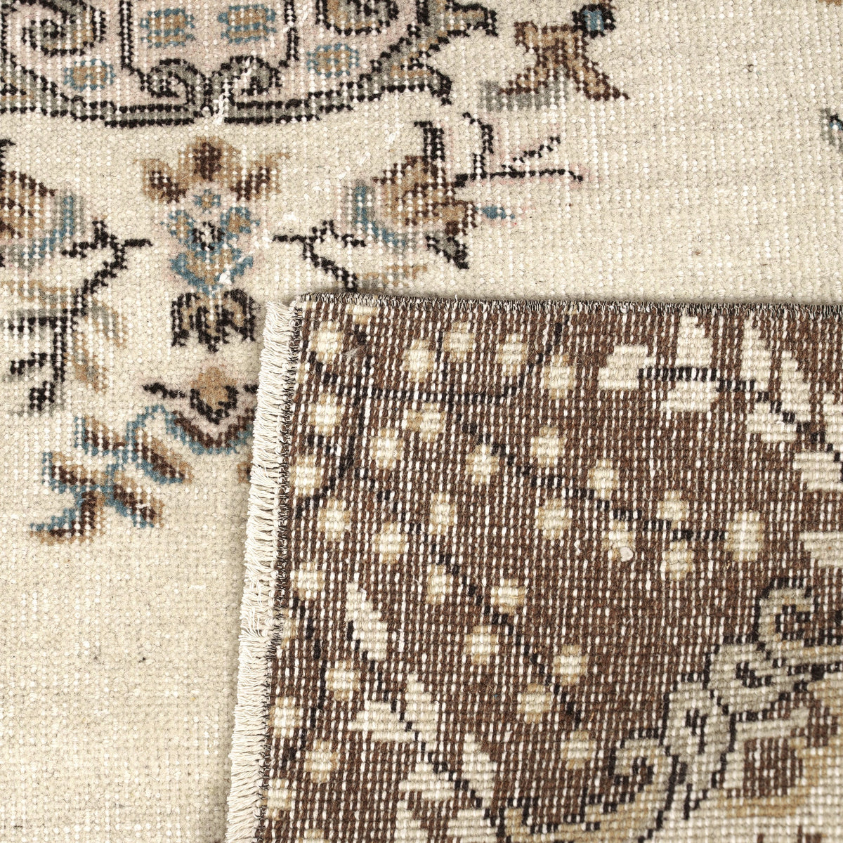 Fiorine - Oriental Rug, Exquisite Antique Design