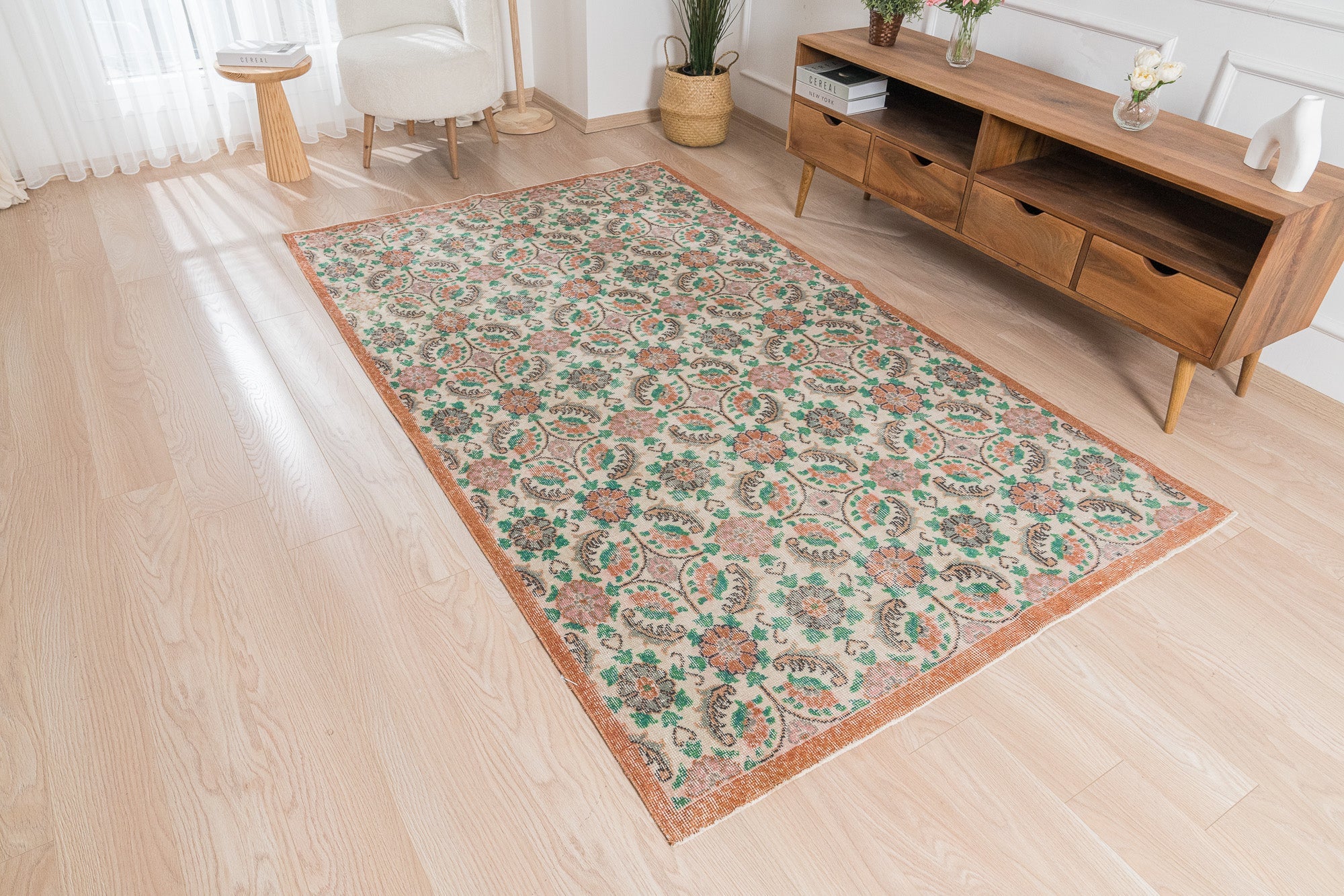 Padma - Oriental Rug, Handcrafted for Luxury Living