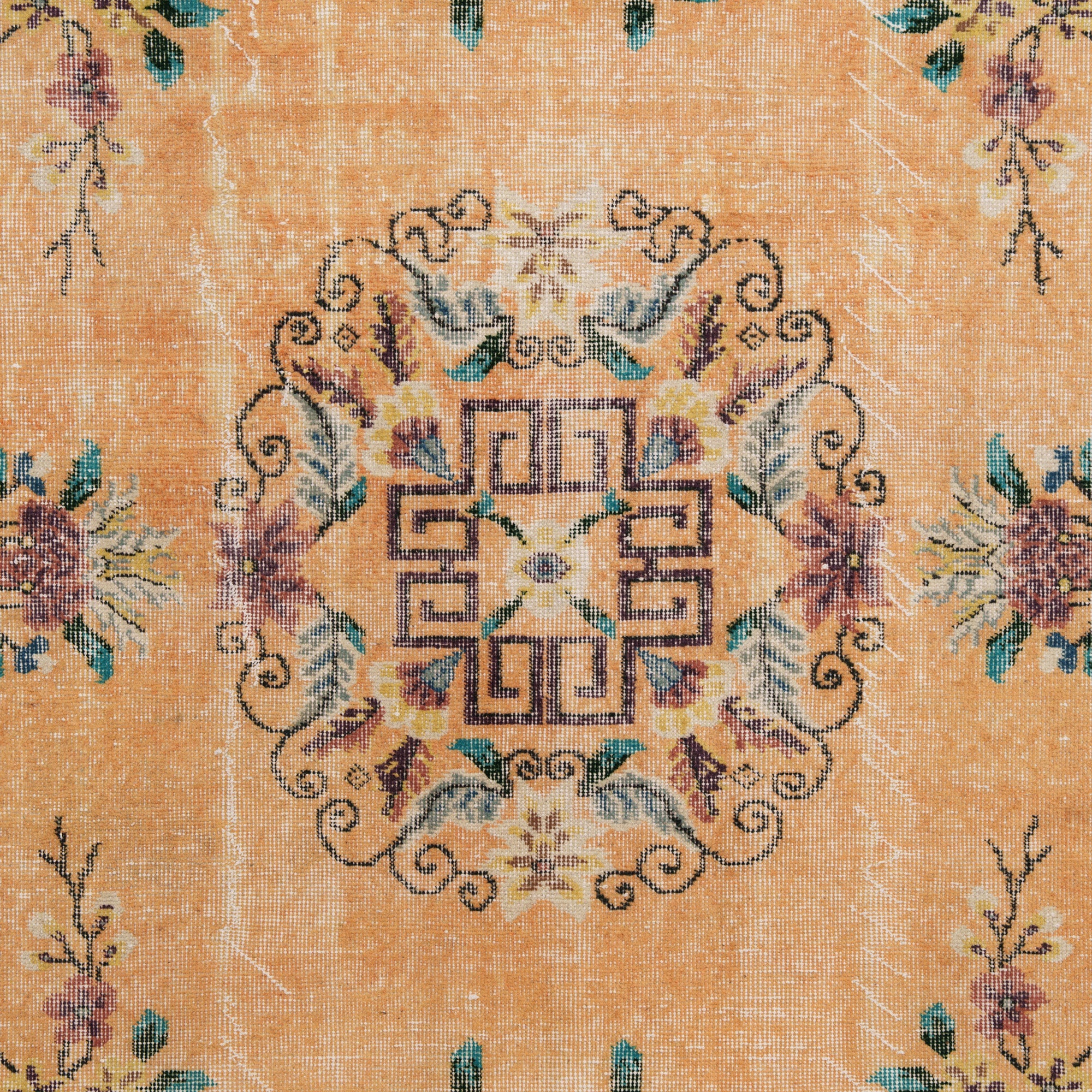 6x9 Vintage Rug