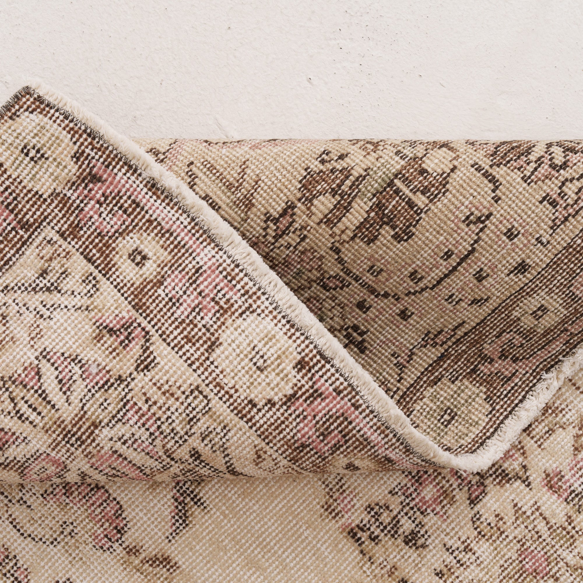 Floral 6x10 Beige Rug