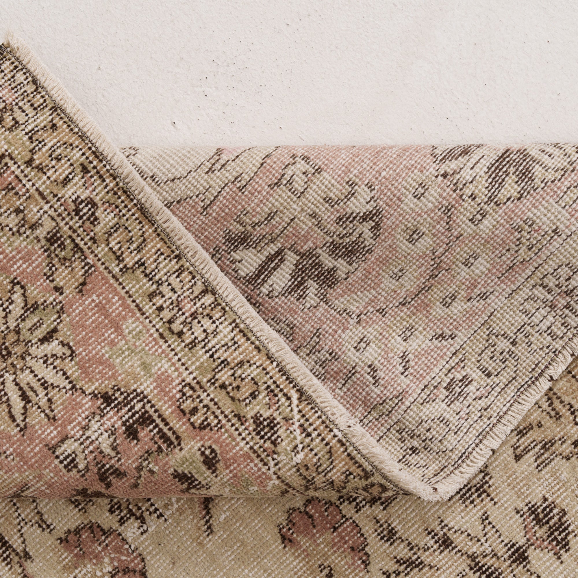 Floral 7x10 Beige Rug