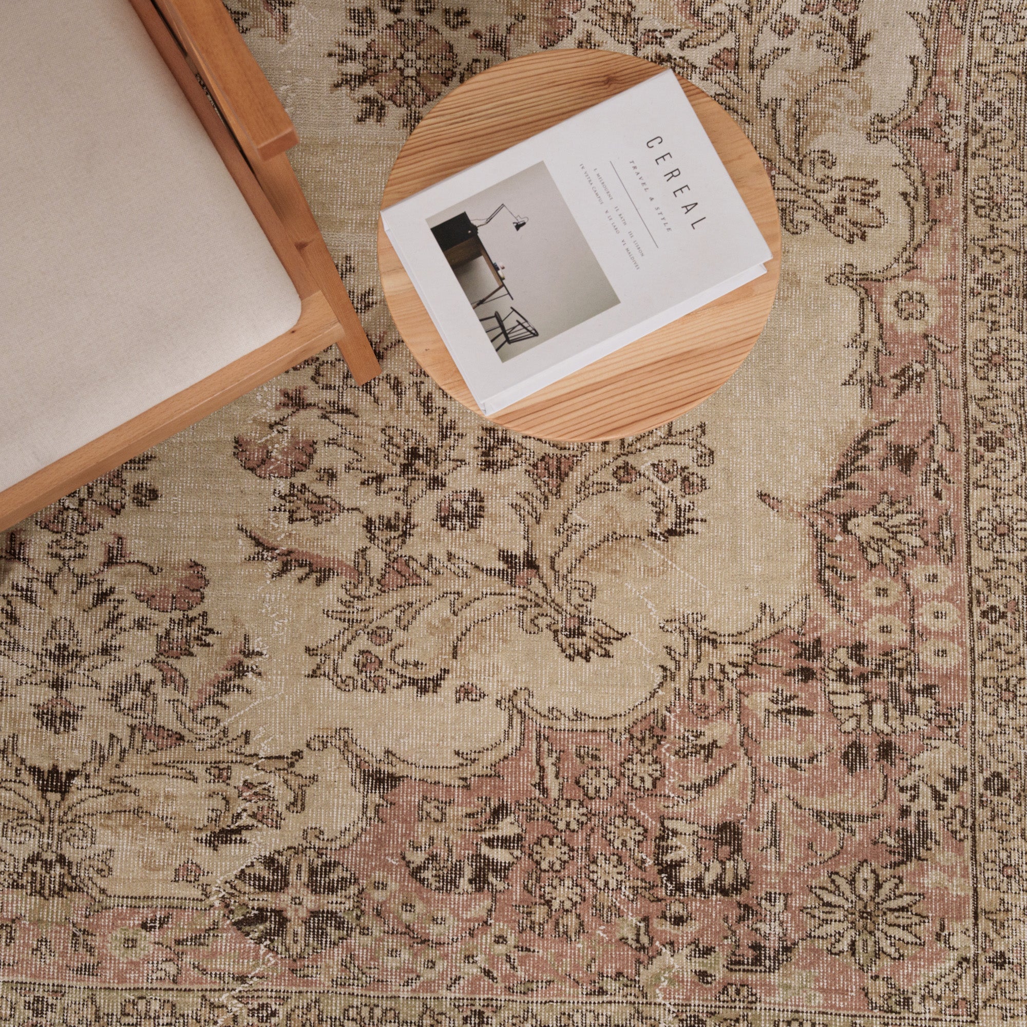 7x10 Beige Turkish Rug