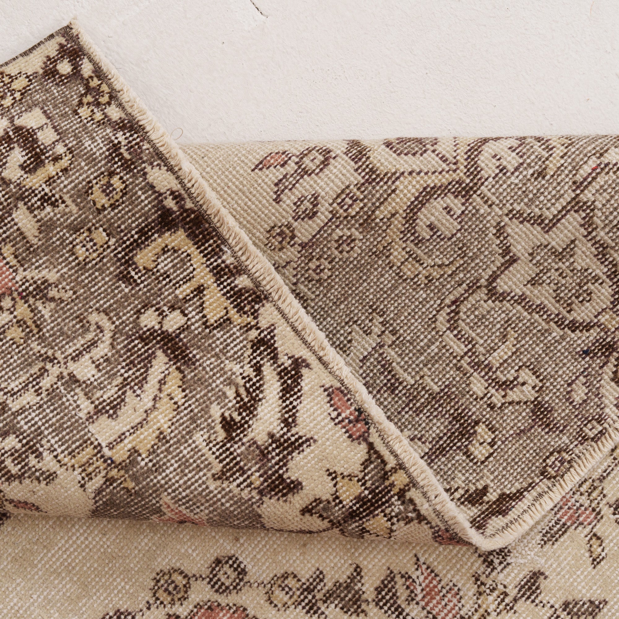 Floral 7x10 Beige Rug