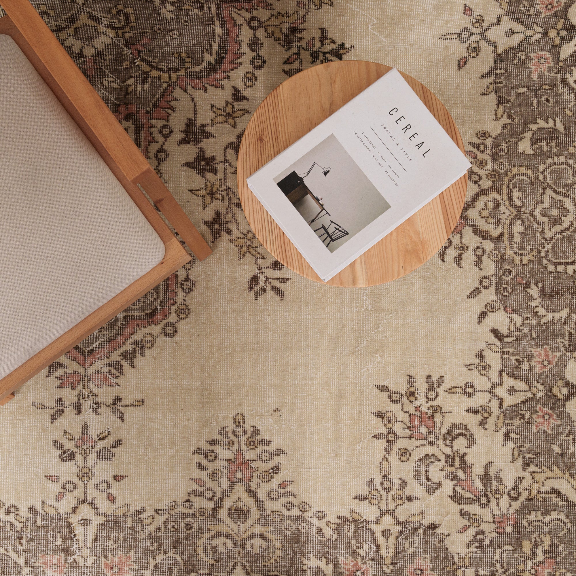 7x10 Beige Turkish Rug
