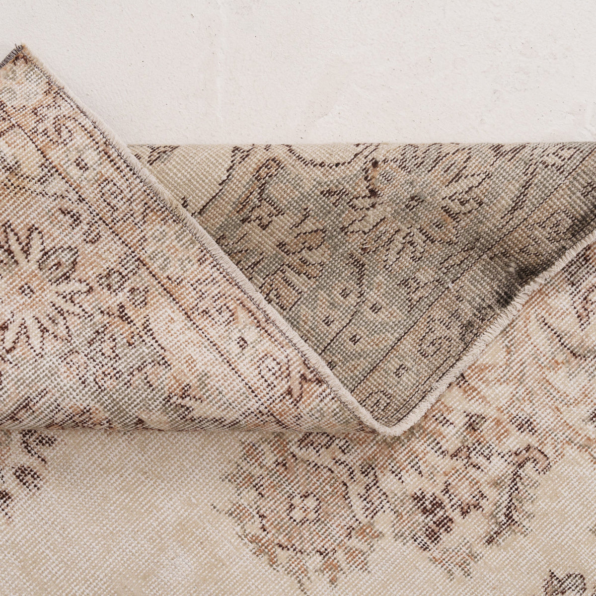 Floral 7x11 Beige Rug