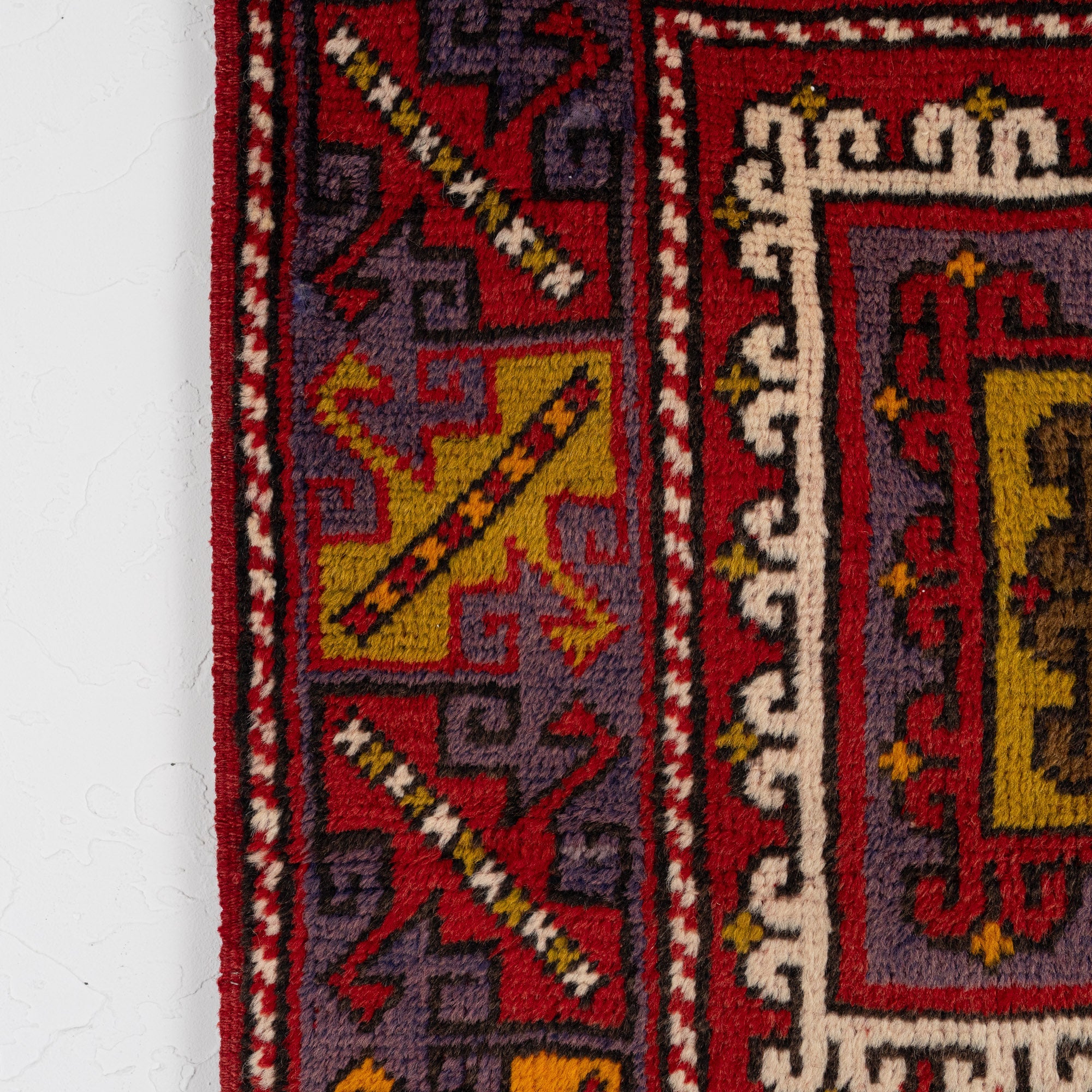 Avalora - Living Room Rug, Elegant & Unique