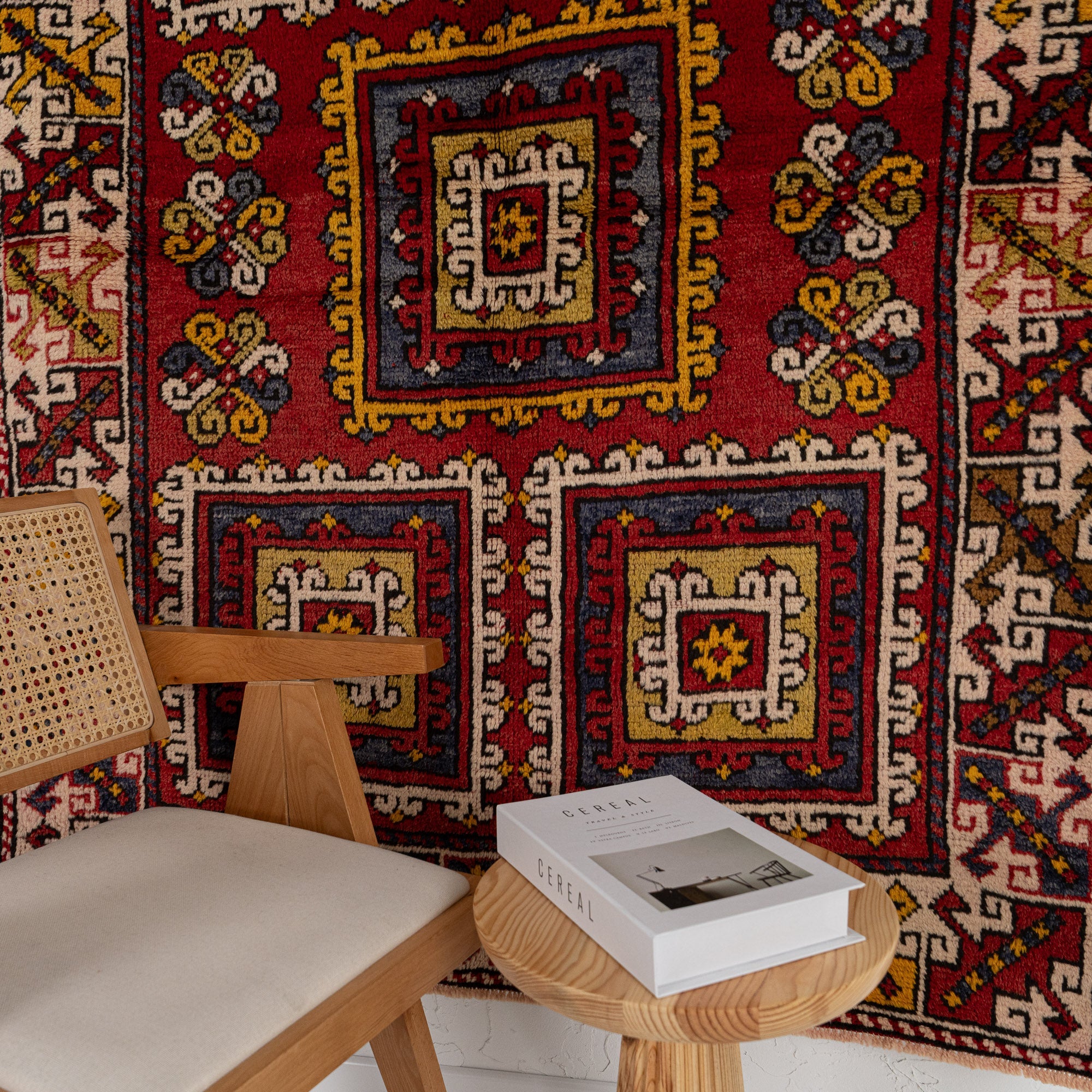 Nyari - Dining Room Rug, Elegant Oriental Style