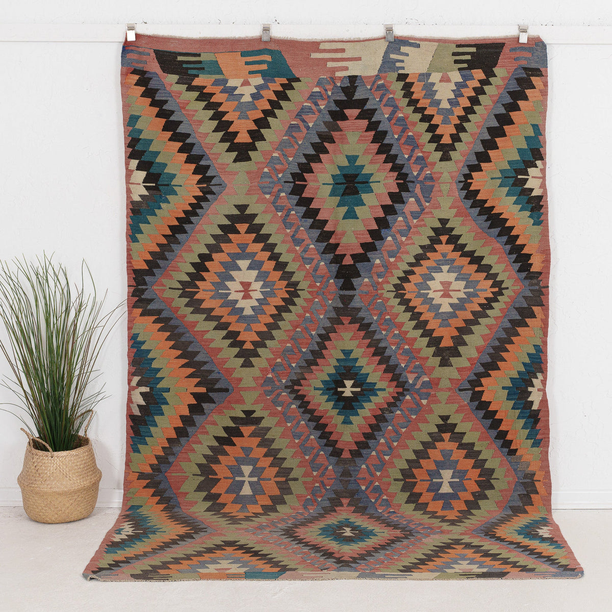 Qaeliness - Vintage Turkish Area Rug